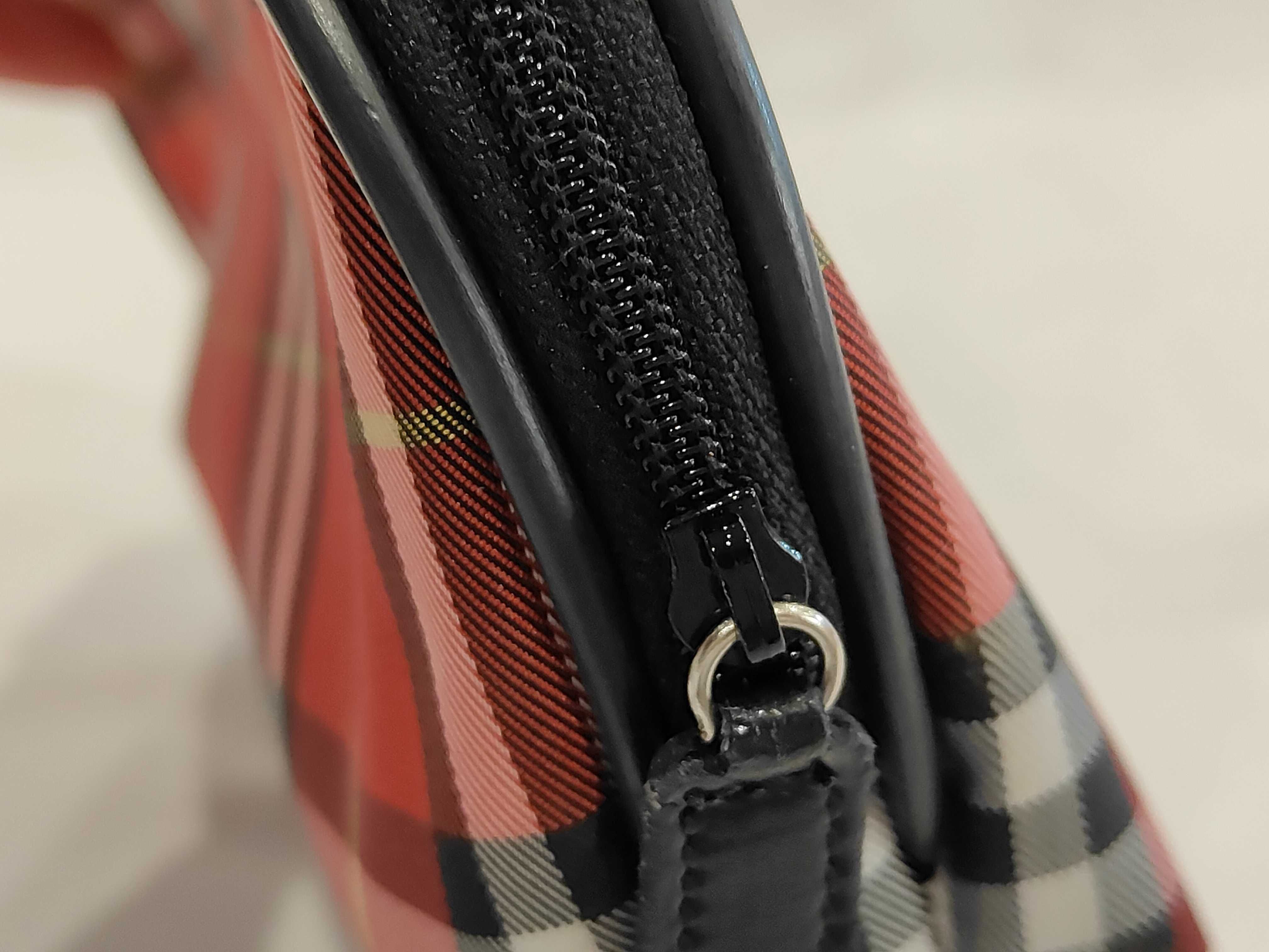 Check Pouch — view 7