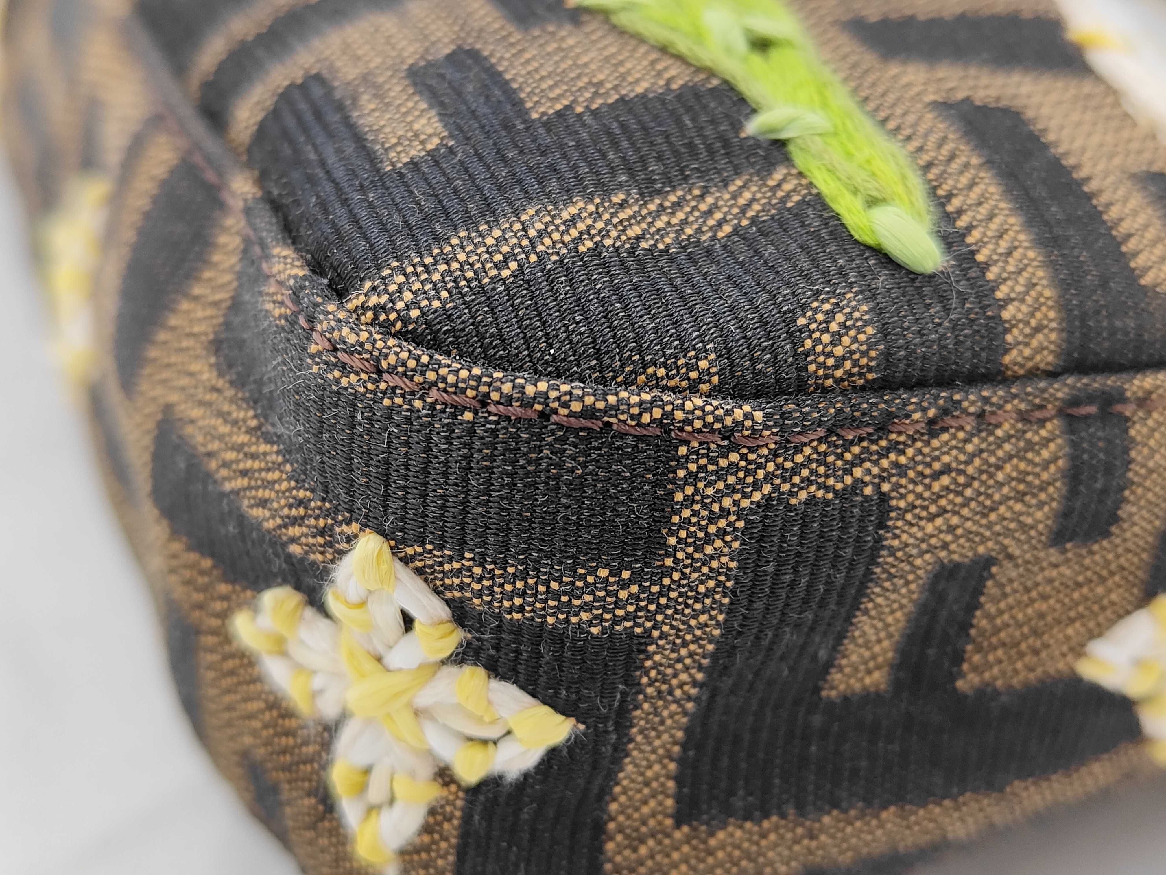 Mamma Bucket Handbag — view 8