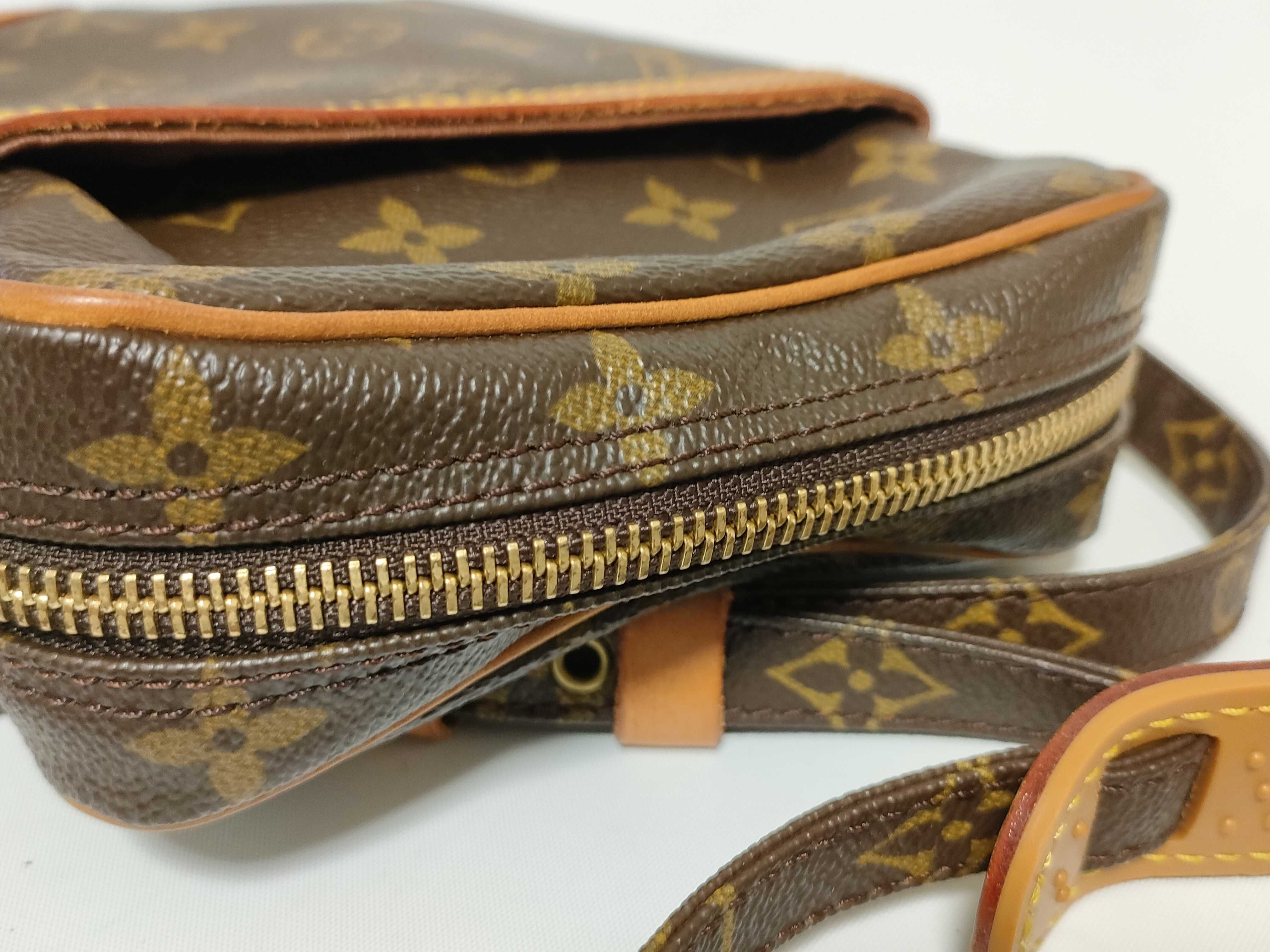 Monogram Vuitton Danube M45266 Shoulder Bag Monogram Shoulder Bag — view 6