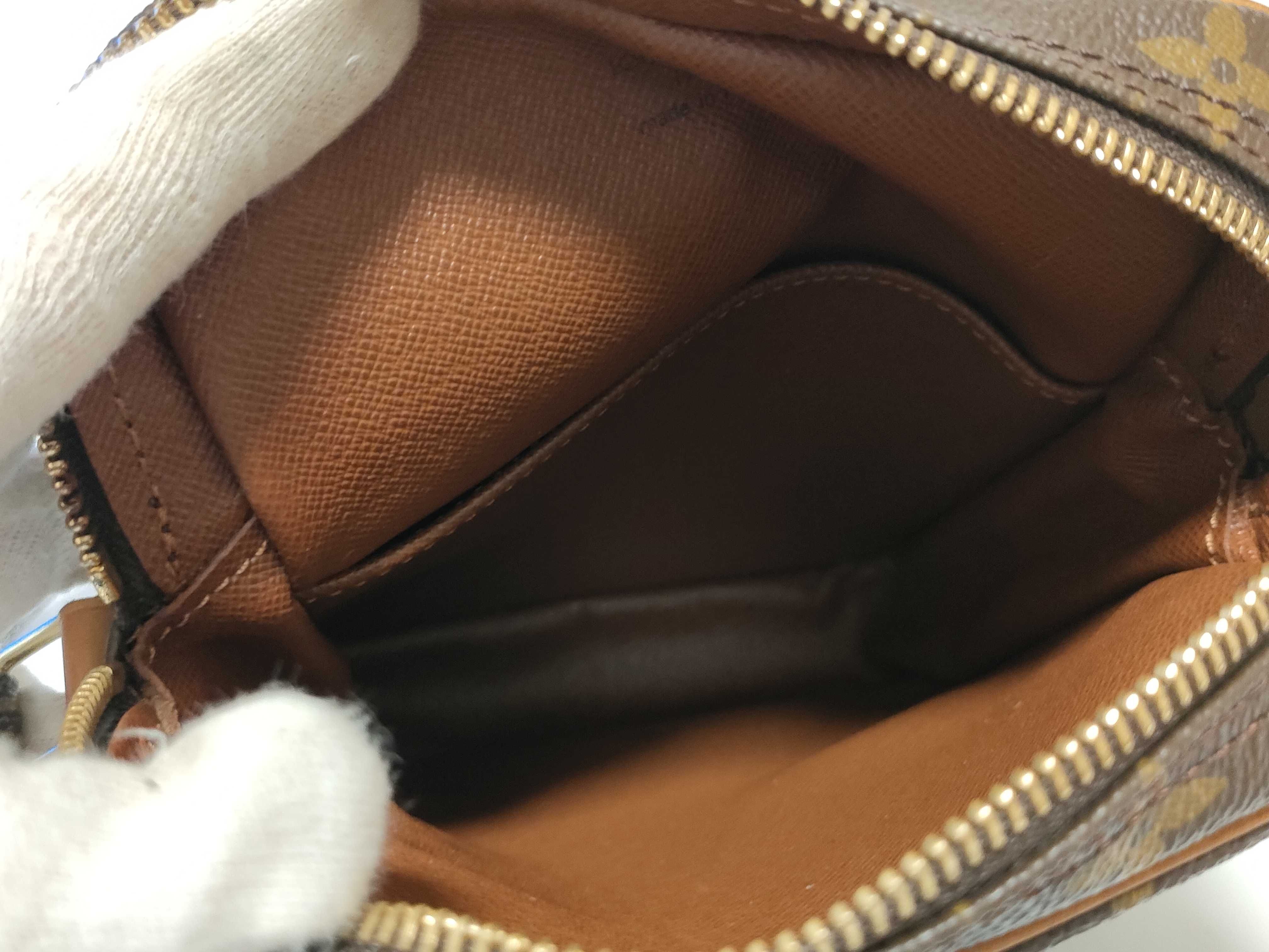 Monogram Vuitton Danube M45266 Shoulder Bag Monogram Shoulder Bag — view 10