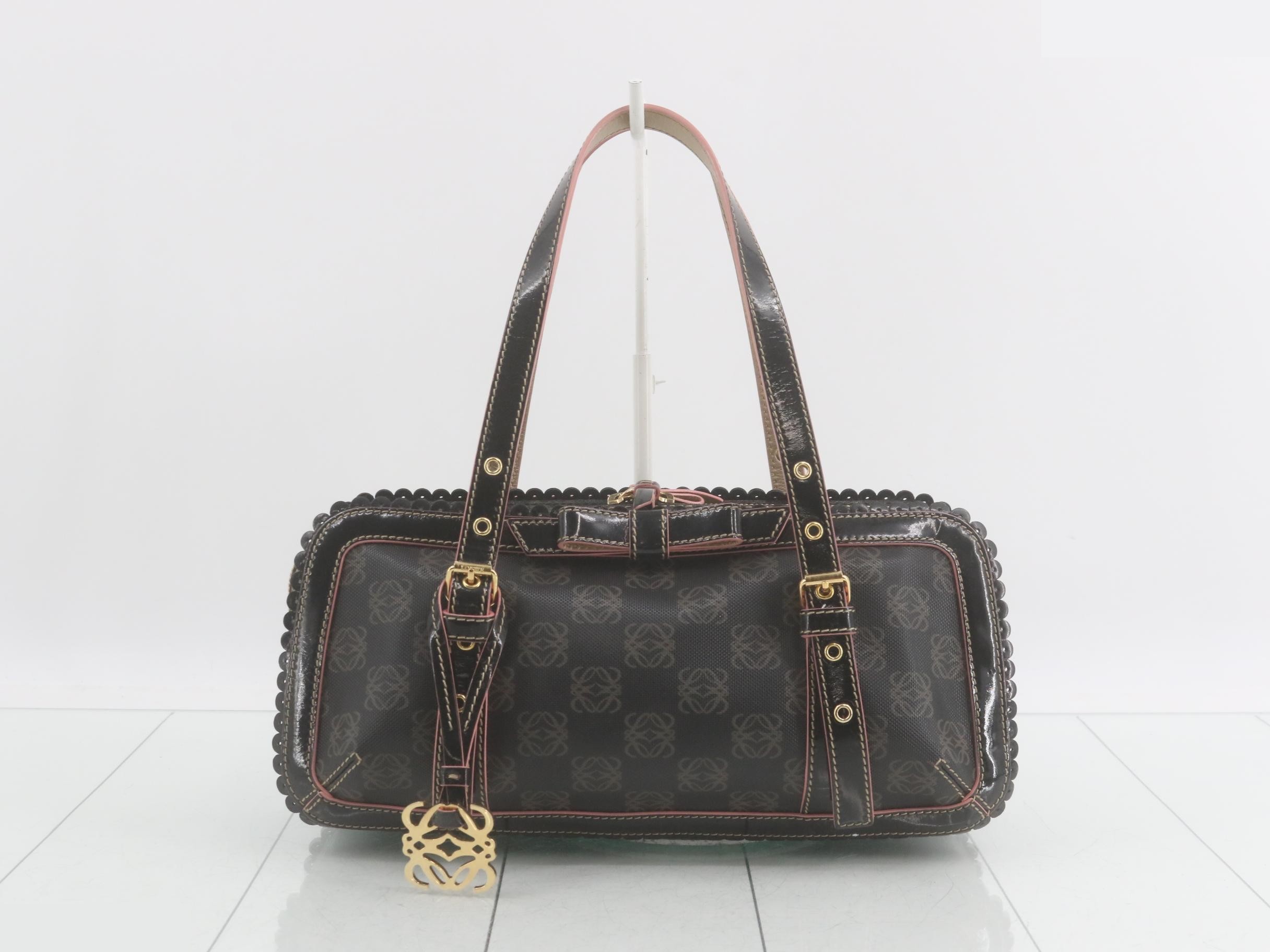 Anagram handbag