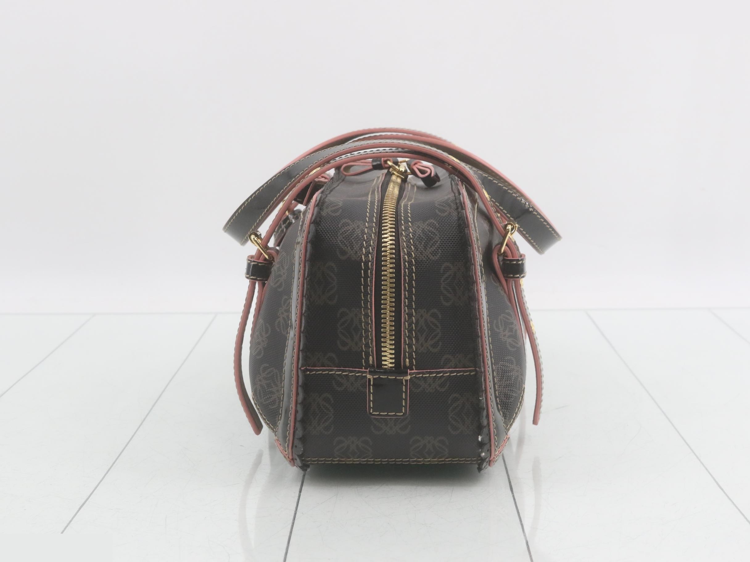 Anagram handbag — view 3