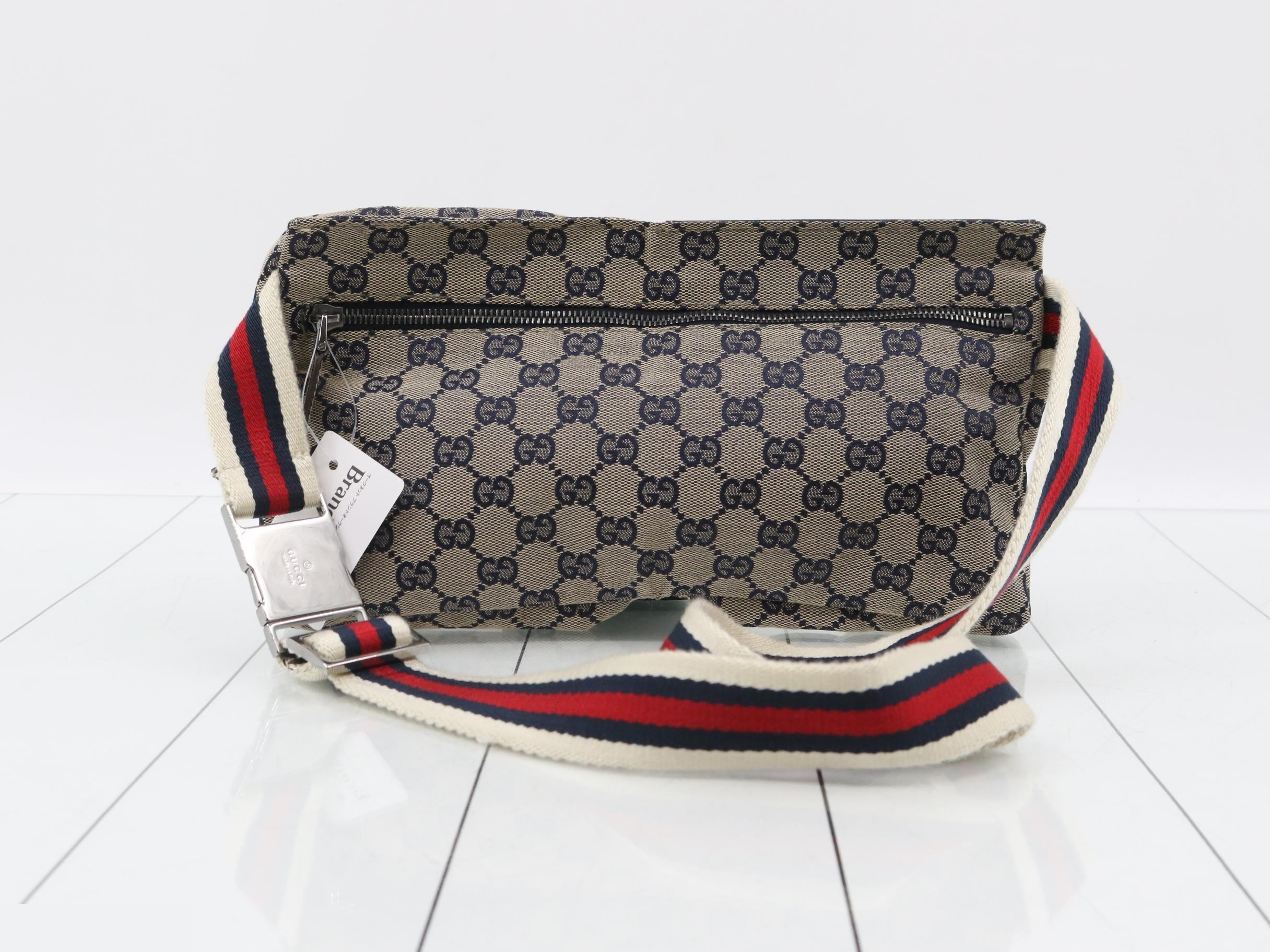 Canvas Waist Pouch, Sherry, Navy, 28566, 486539 — view 2