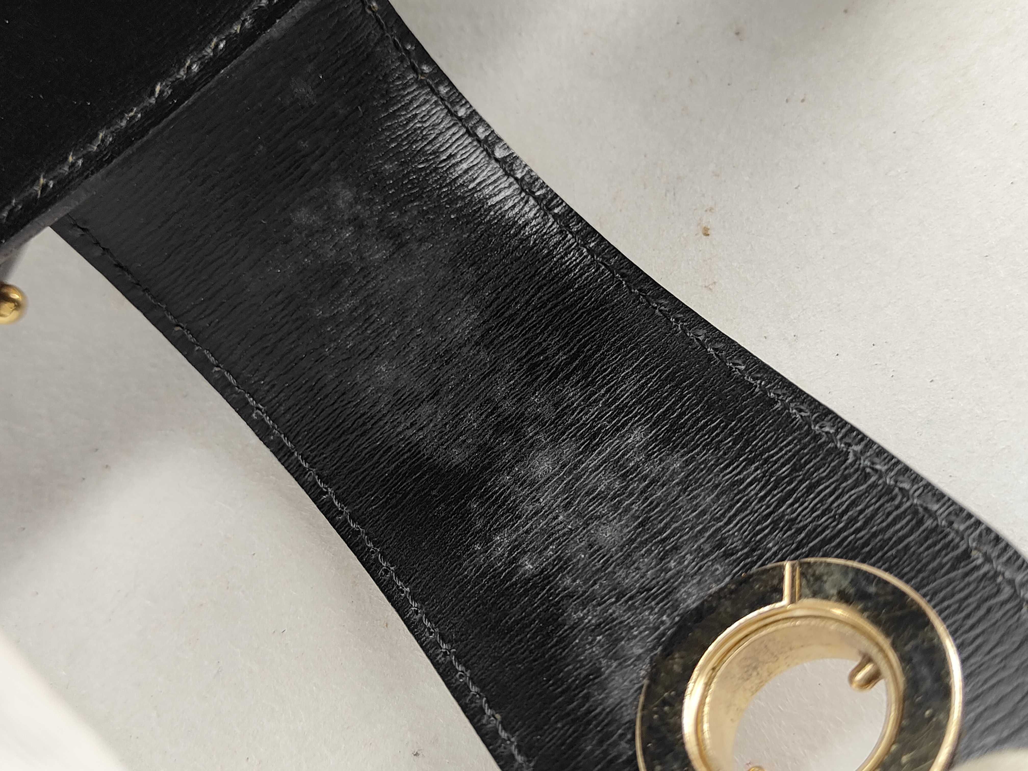 Epi LV Cluny Black Shoulder Bag — view 15