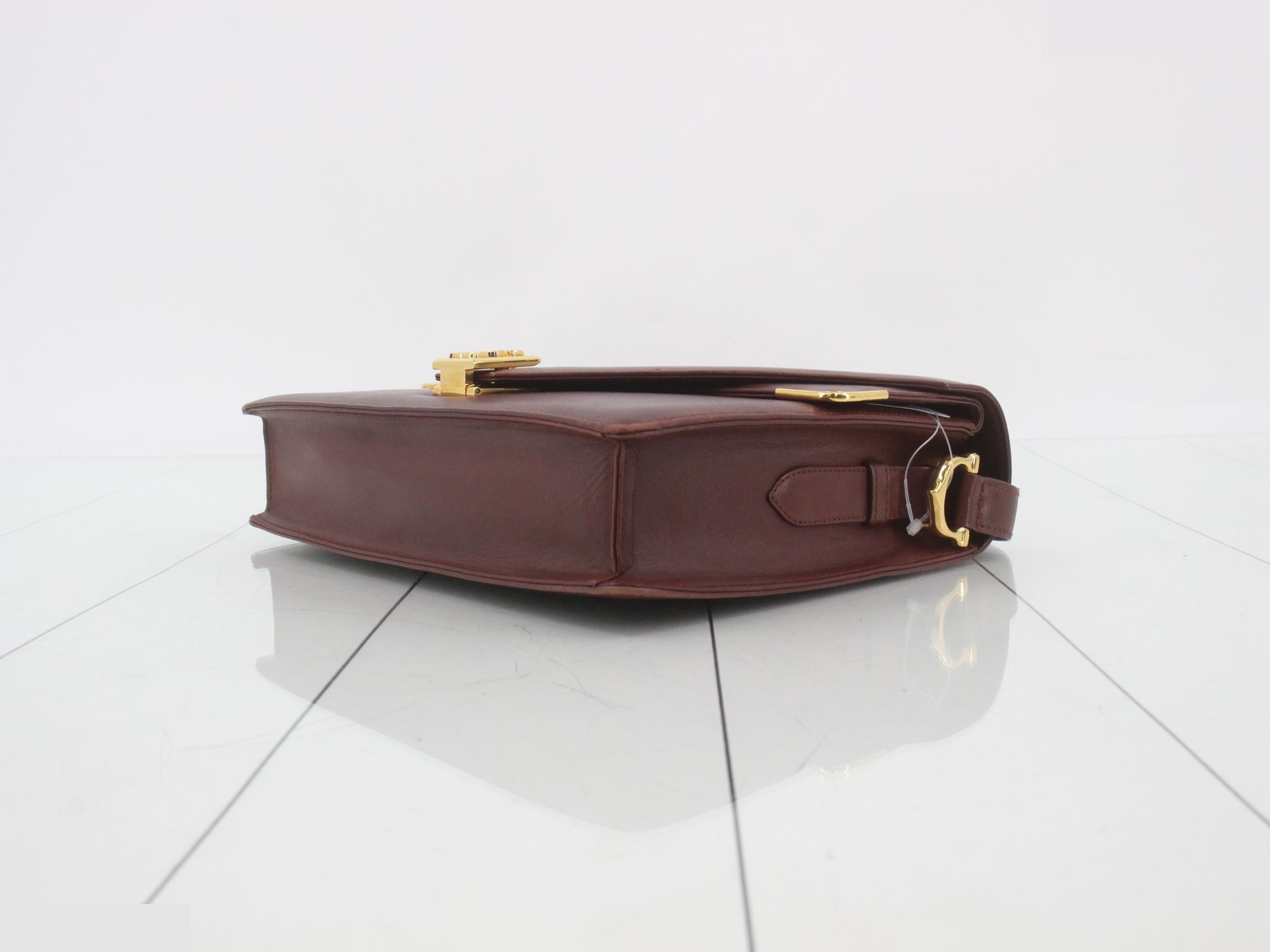 Must Line (Bag) - Shoulder Bag - Red — view 6