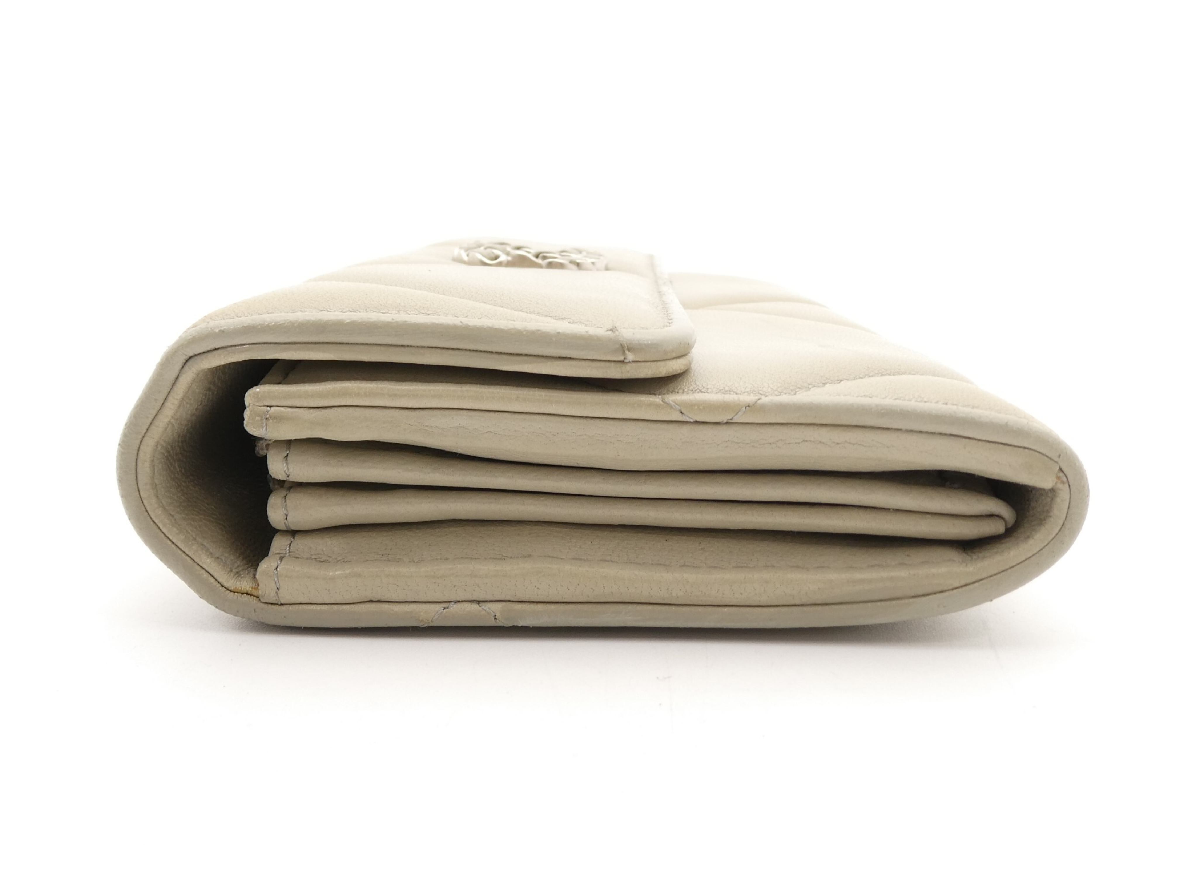 Matelassé 19 Coco Mark Wallet — view 3