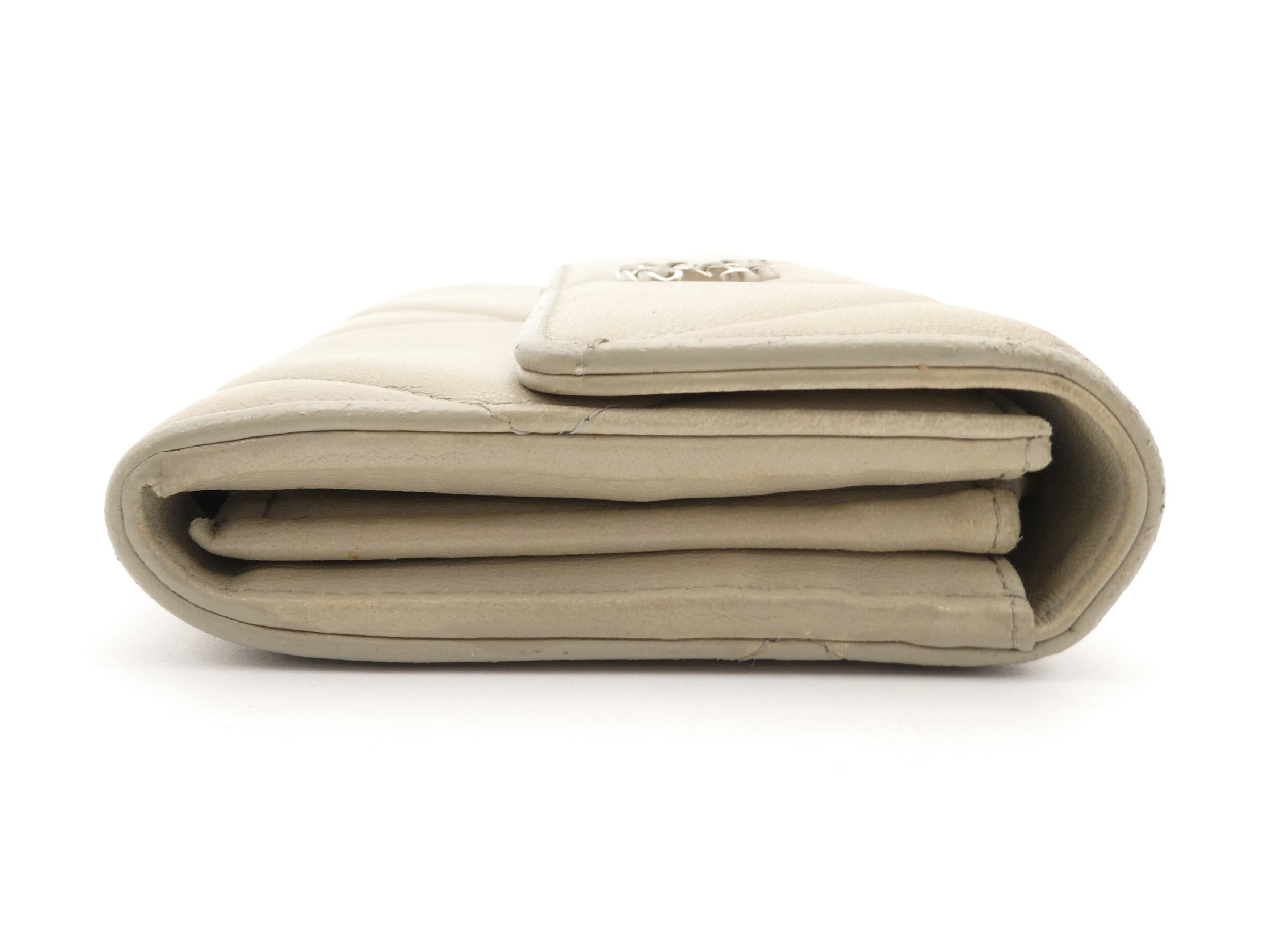 Matelassé 19 Coco Mark Wallet — view 4