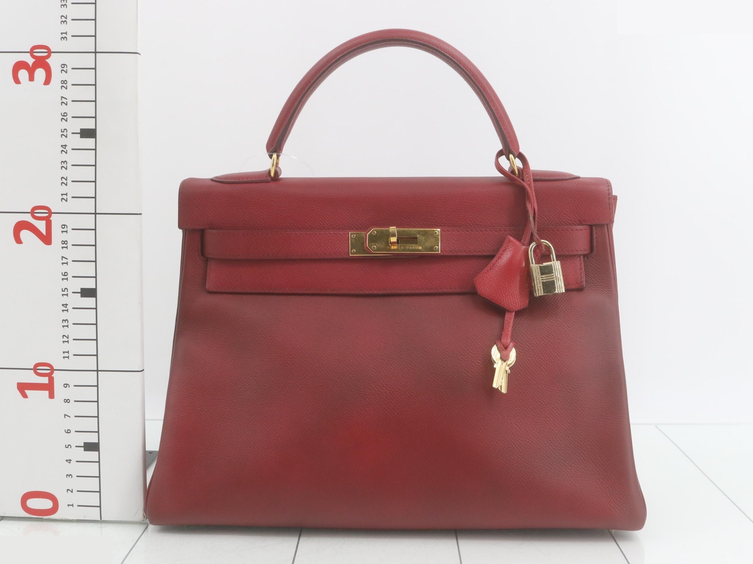 Kelly 32 Courchevel Handbag (OW) — view 2