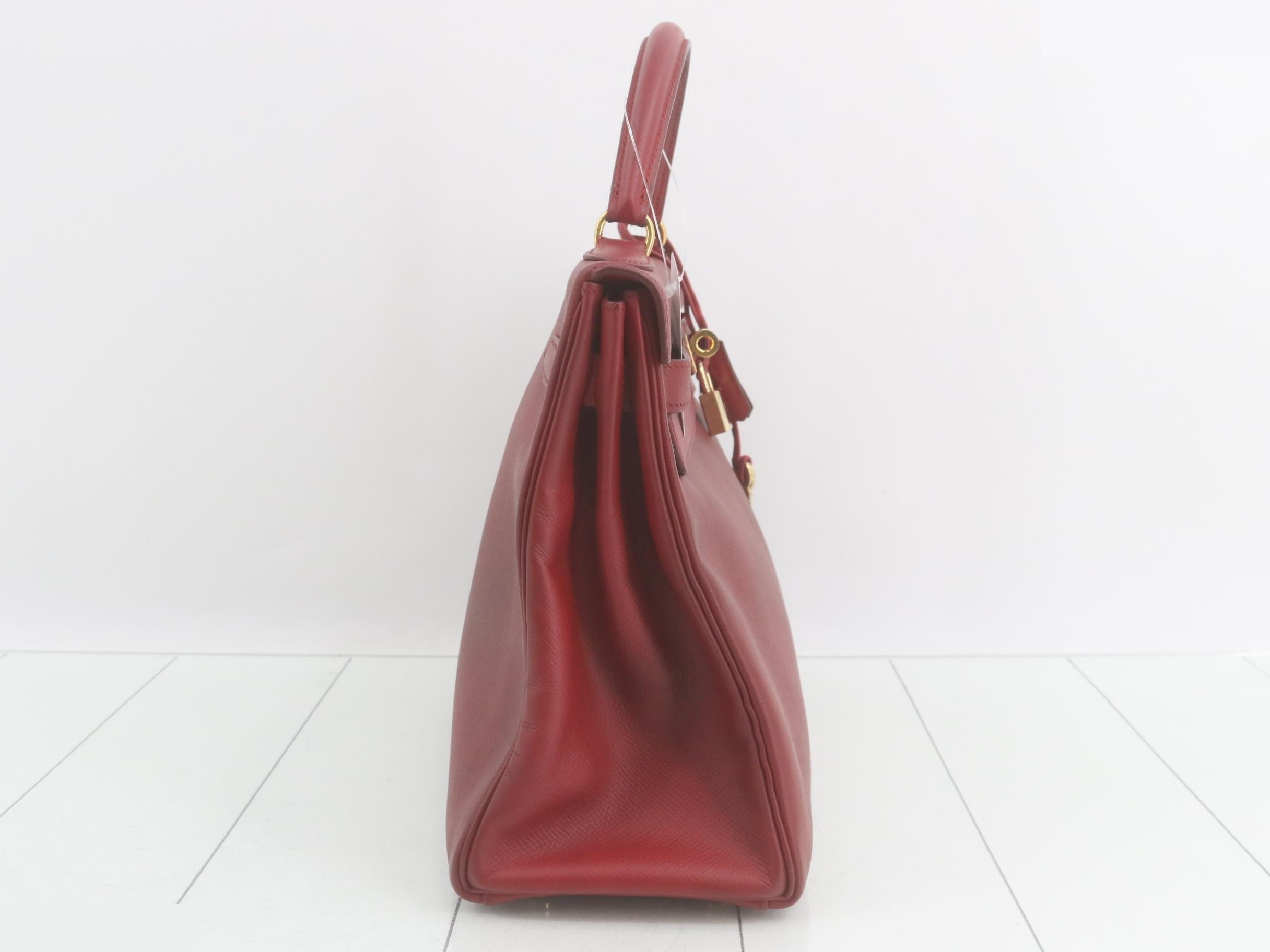 Kelly 32 Courchevel Handbag (OW) — view 5