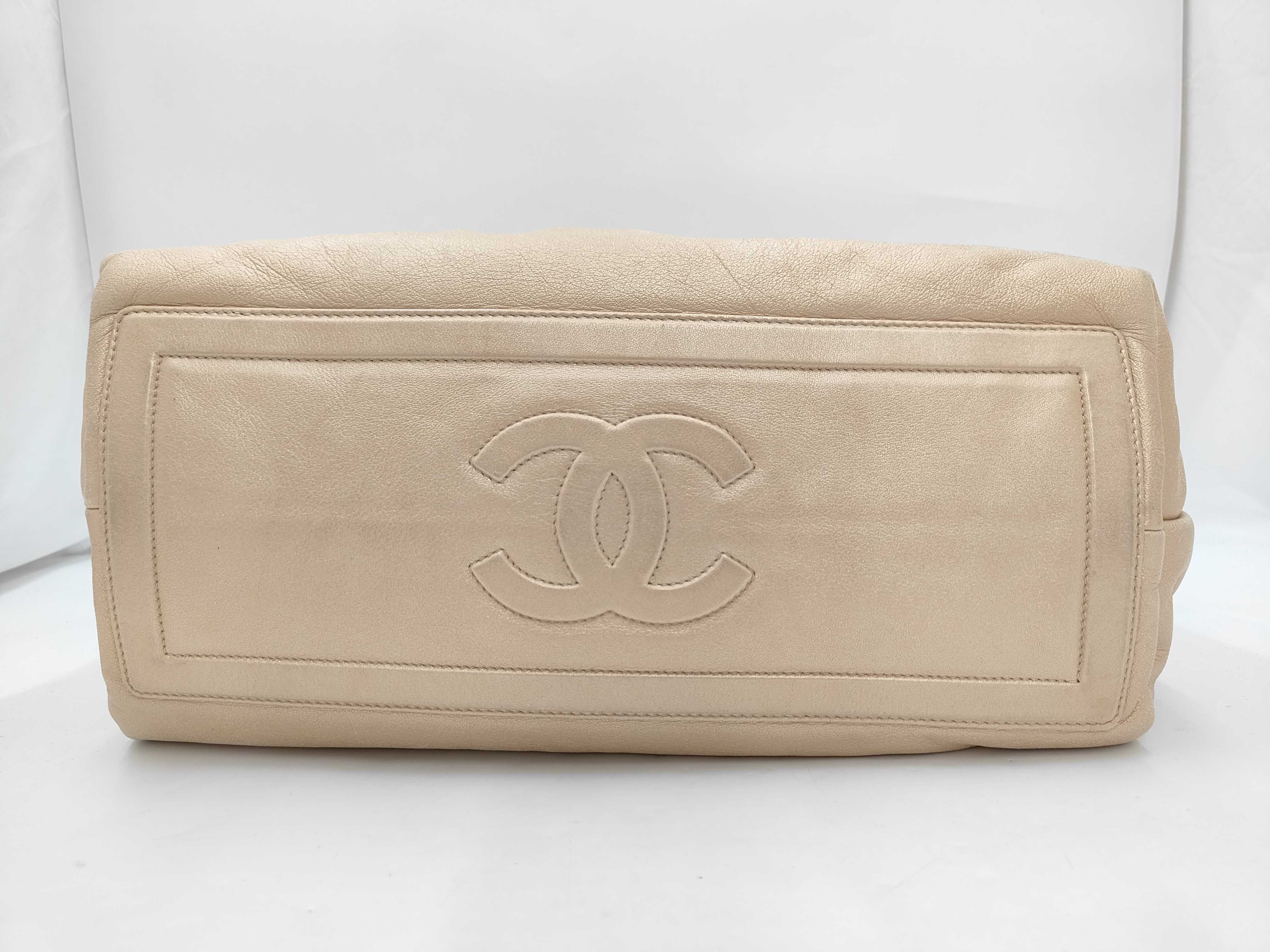 Coco Cocoon Tote Bag (Coco Mark Bag) — view 3