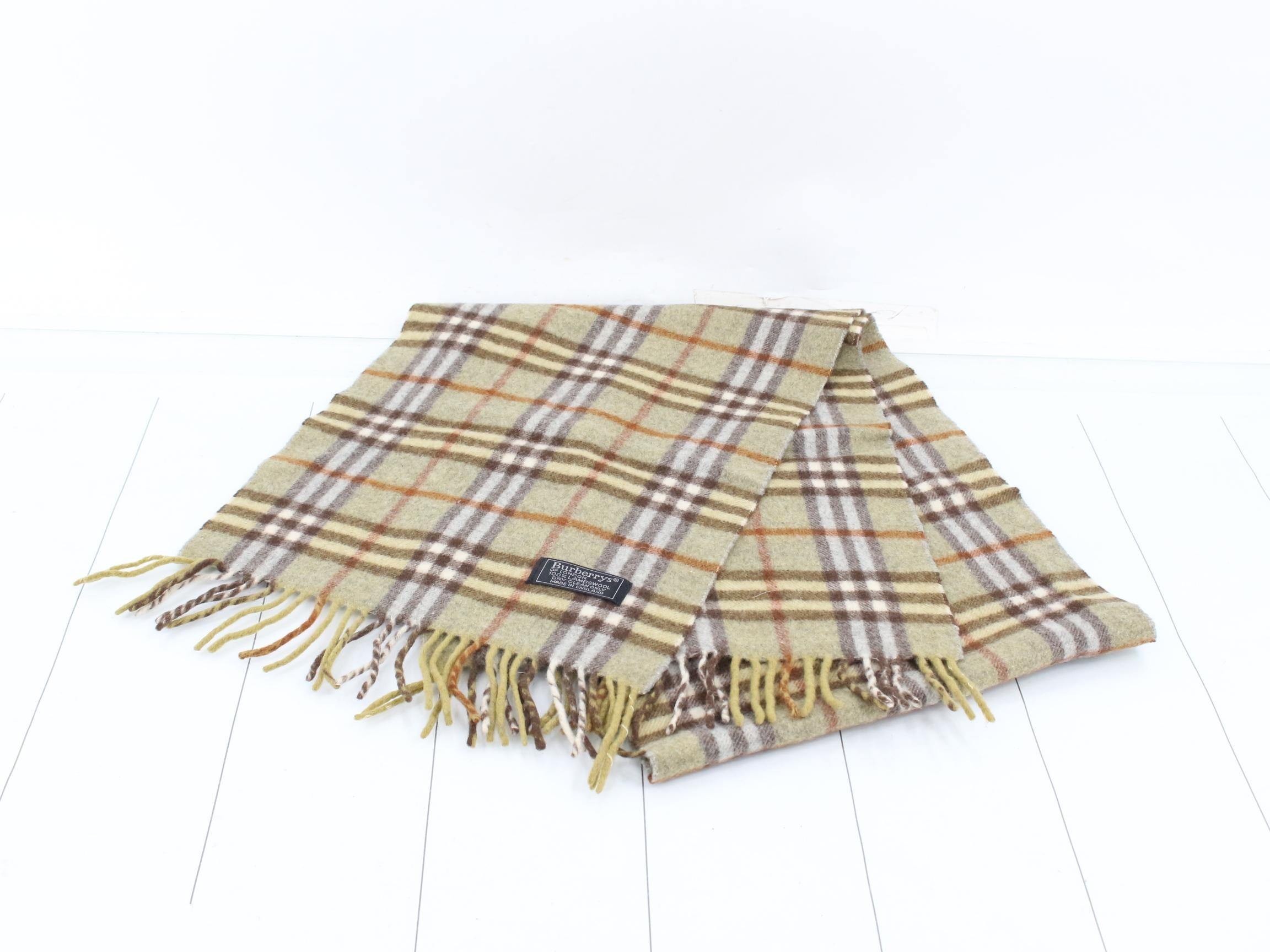 Other lines: Small items, accessories, and scarves — view 2