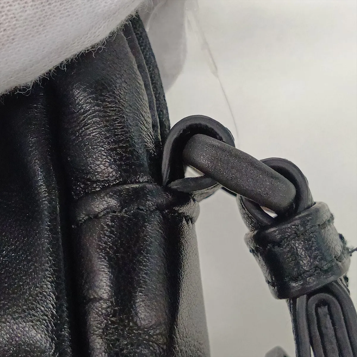 x Under Armour Leather Shoulder Bag, Black x White, 811907 — view 11