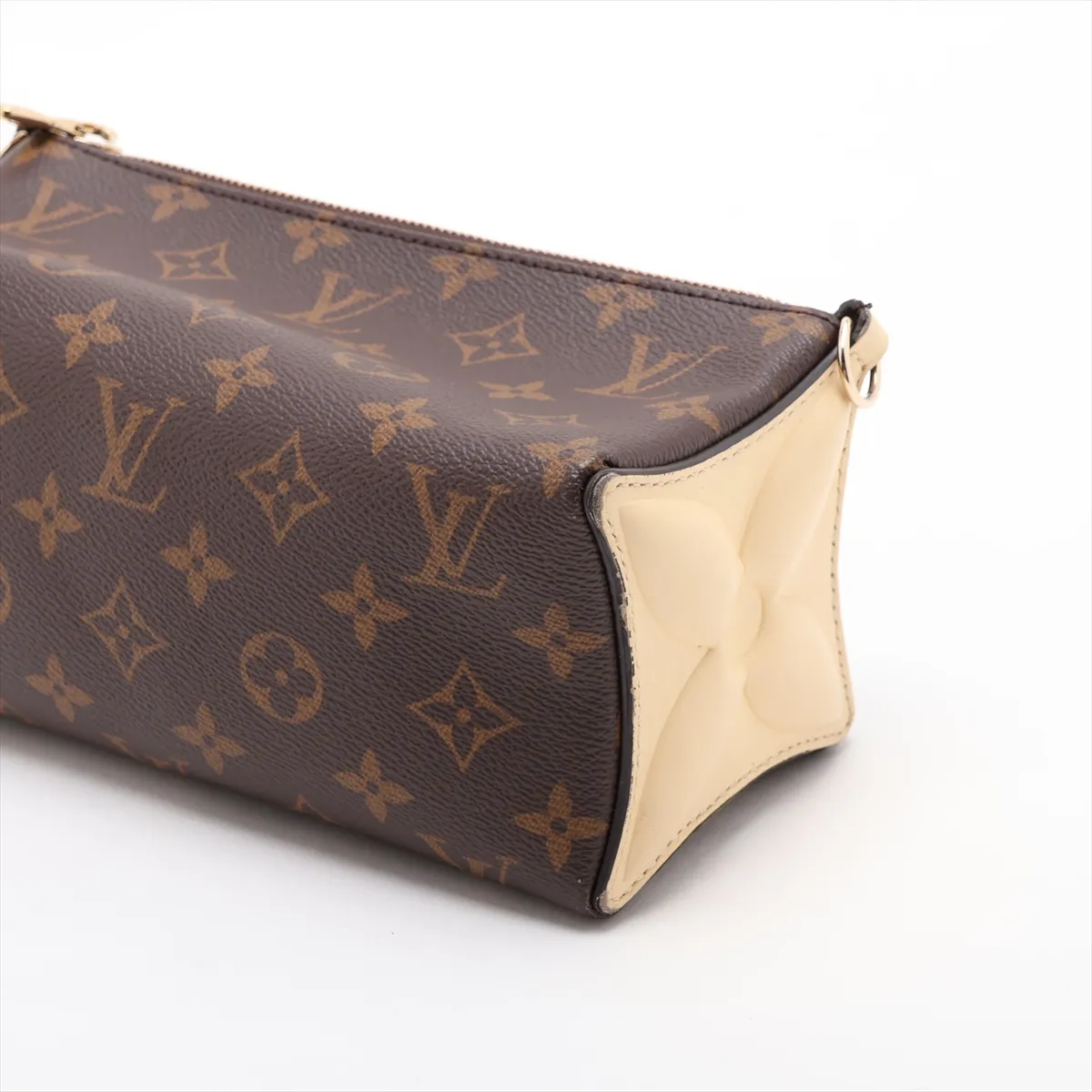 Monogram Bloom Pouch M11672 Brown, no strap, RFID detected. — view 3