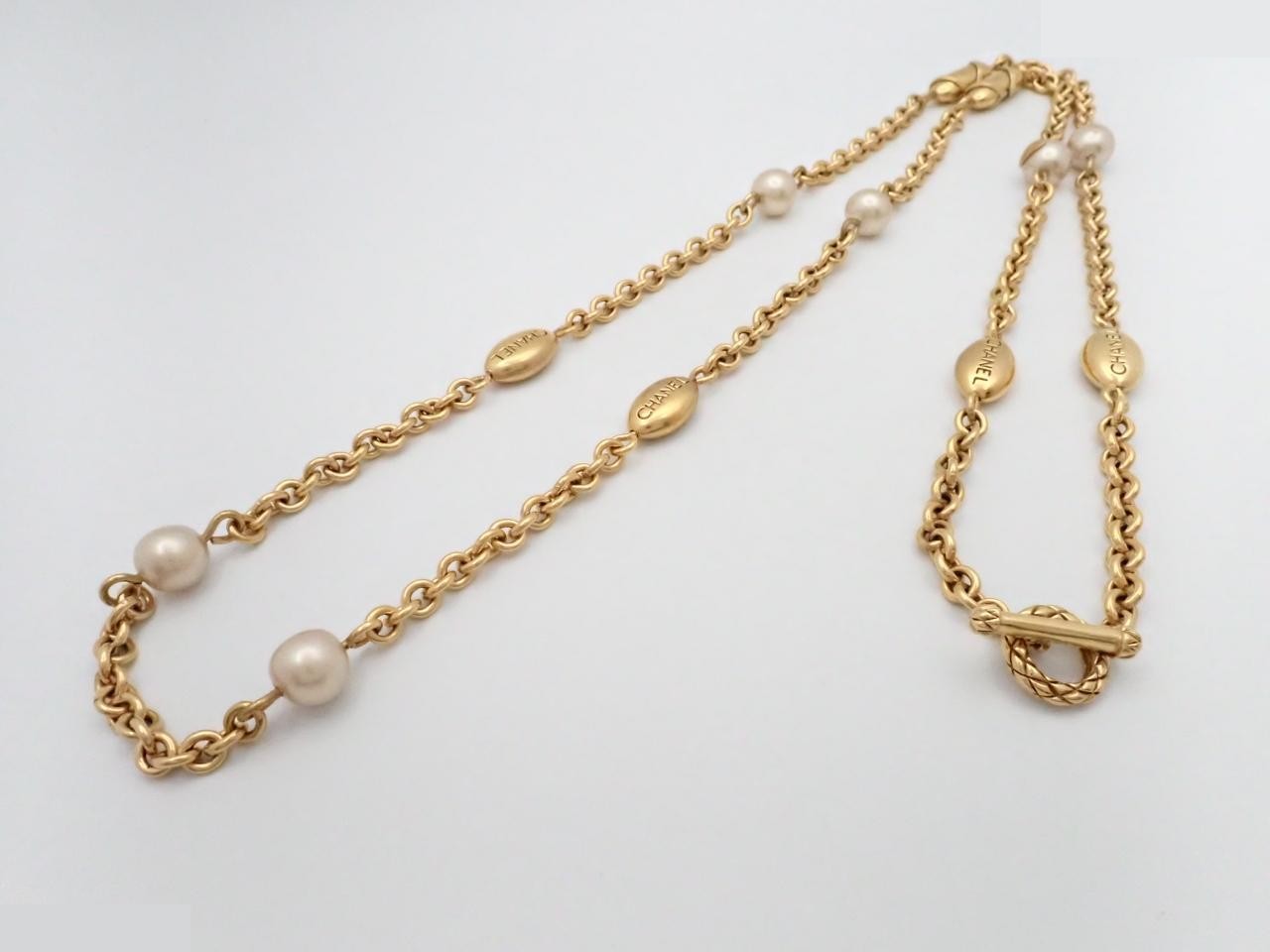 Gold necklace, approximately 130 cm in length. — view 3