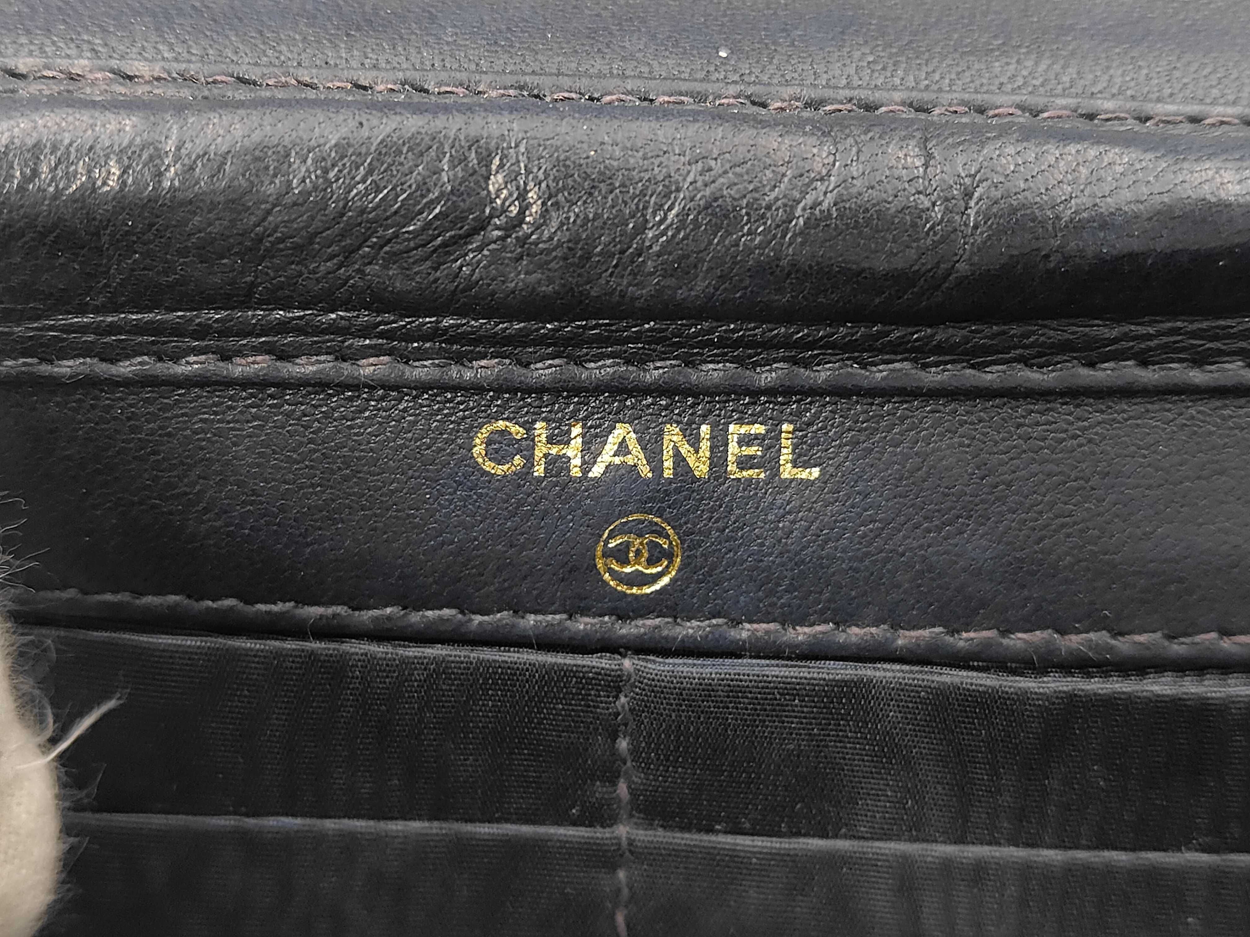 denim Coco Mark chain wallet, original sticker, box, scuffs, wrinkles, mold inside, stains, shoulder bag. — view 10