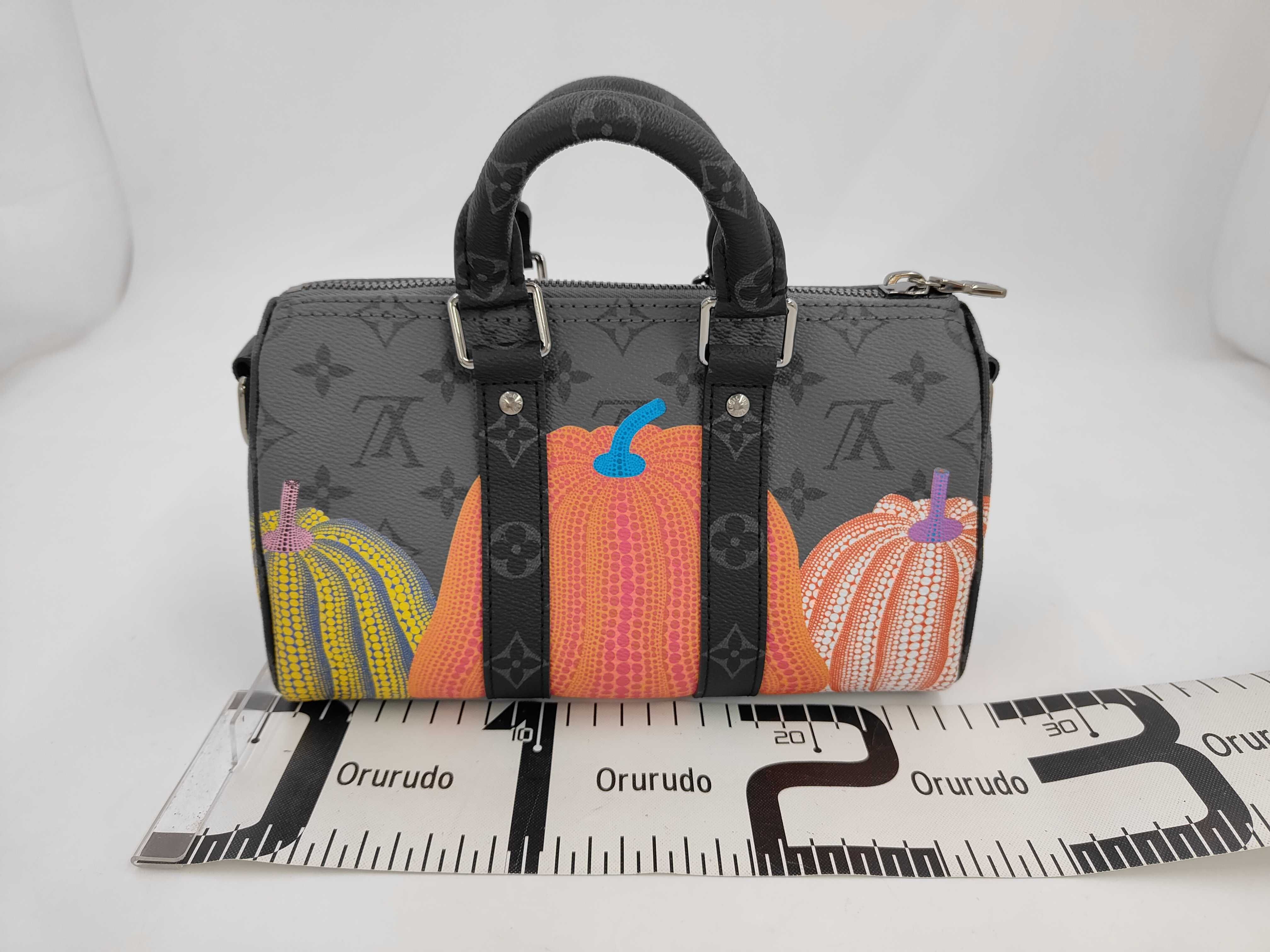 Monogram M46437 Keepall Bandouliere 25 Yayoi Kusama Boston Bag — view 2