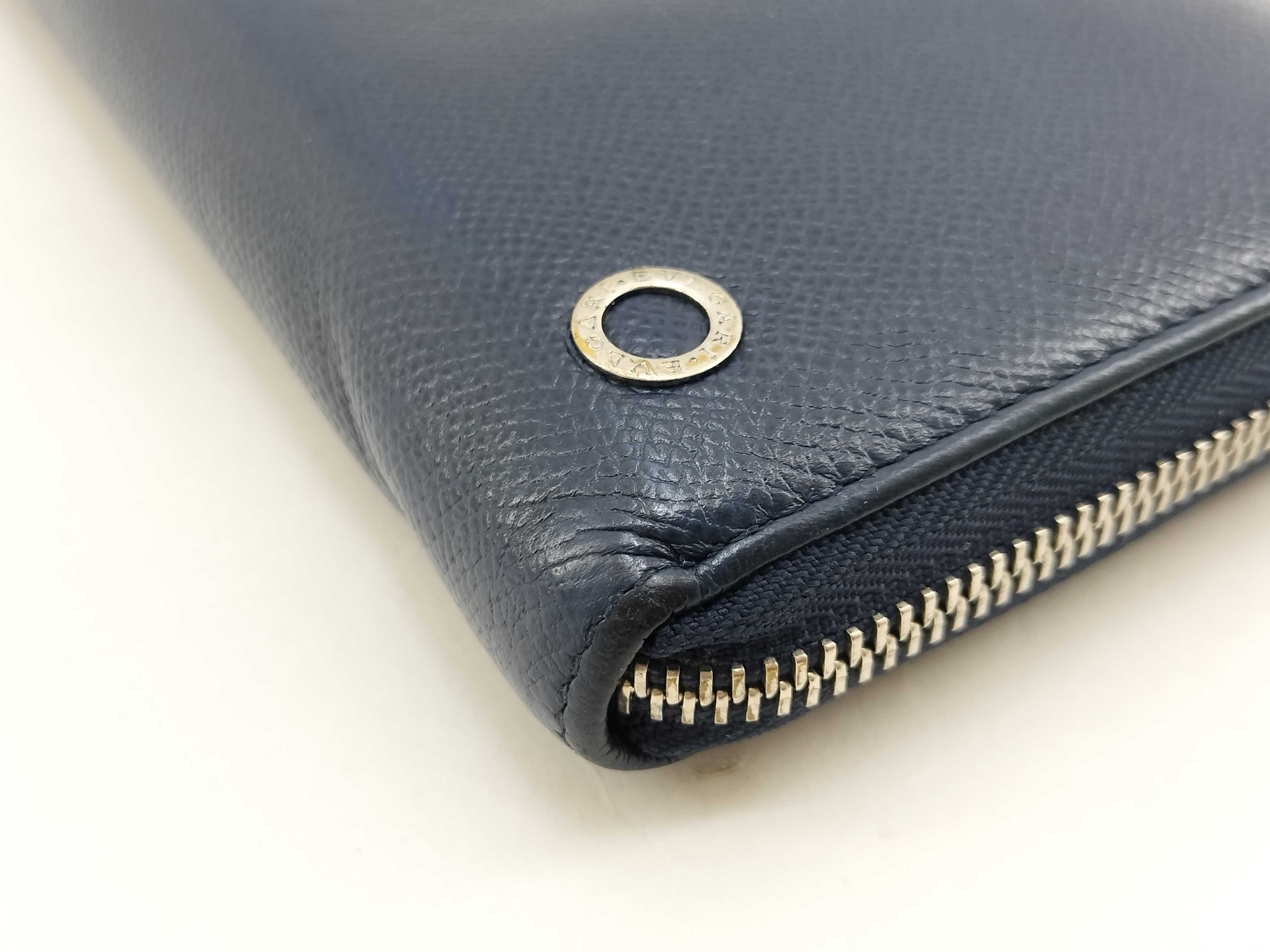 Bulgari Man Leather Round Long Wallet Serial Number Wallet — view 4