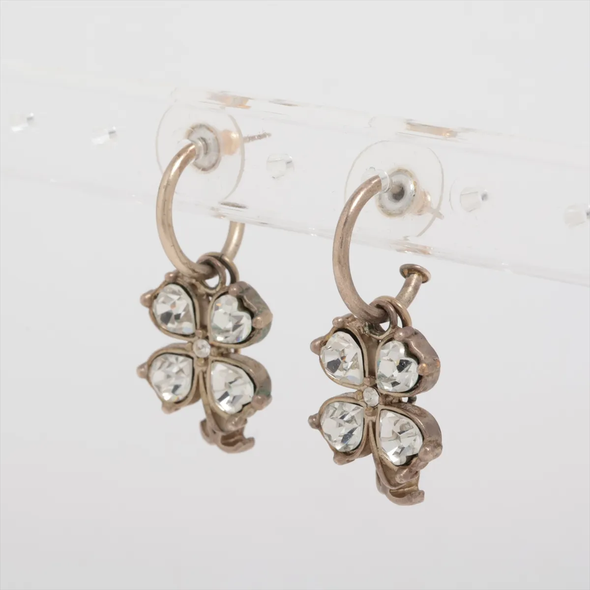 Coco Mark Clover 05A Earrings (Pair) Metal x Rhinestones — view 3