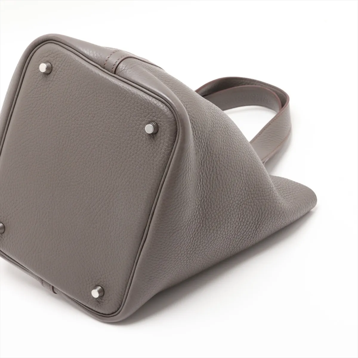 Picotin Lock 22 MM Taurillon Clemence Etoupe Silver Hardware Q: 2013 — view 3