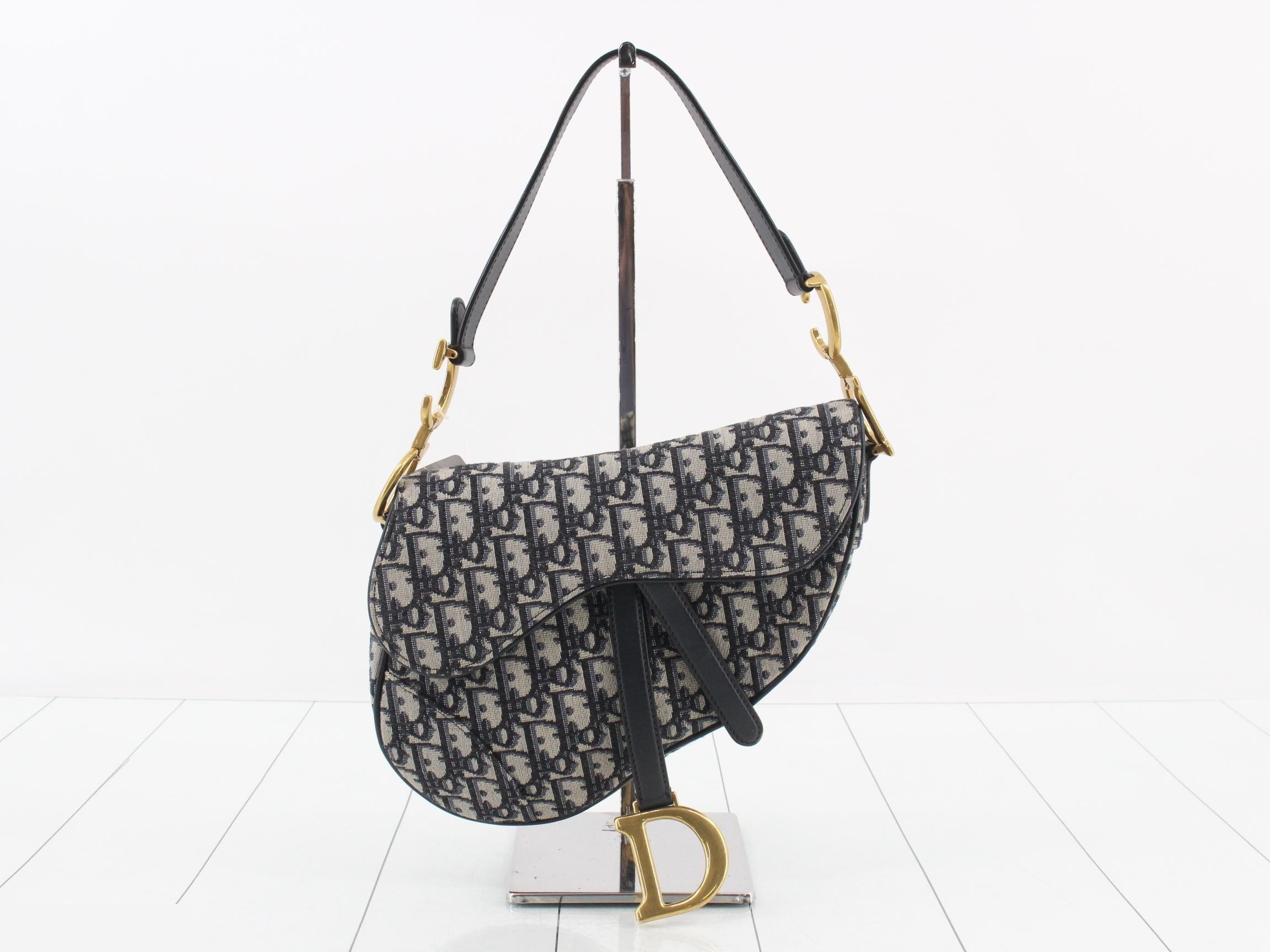Saddlebag, Oblique, One-Shoulder Bag