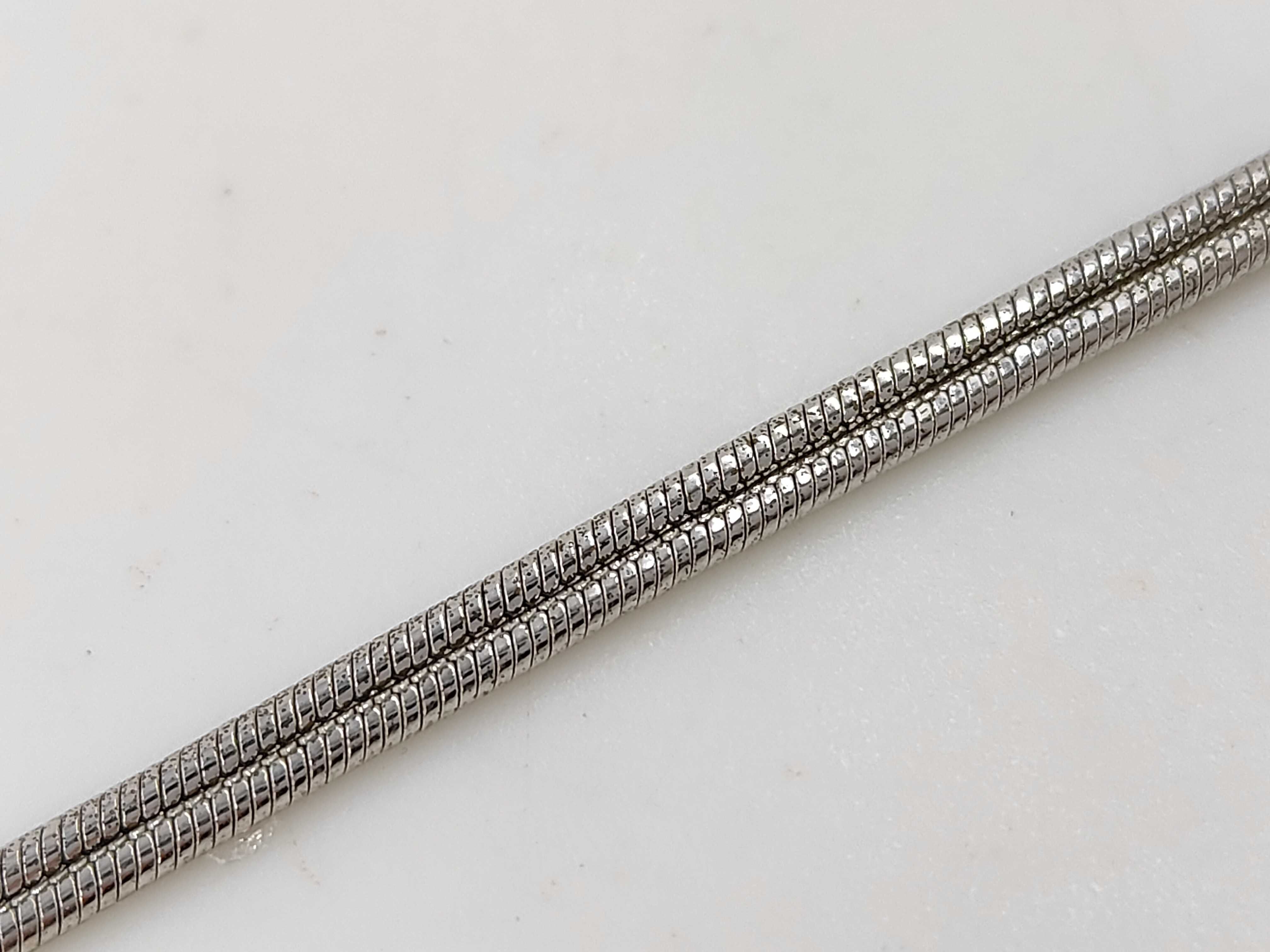 Christian / Necklace — view 4