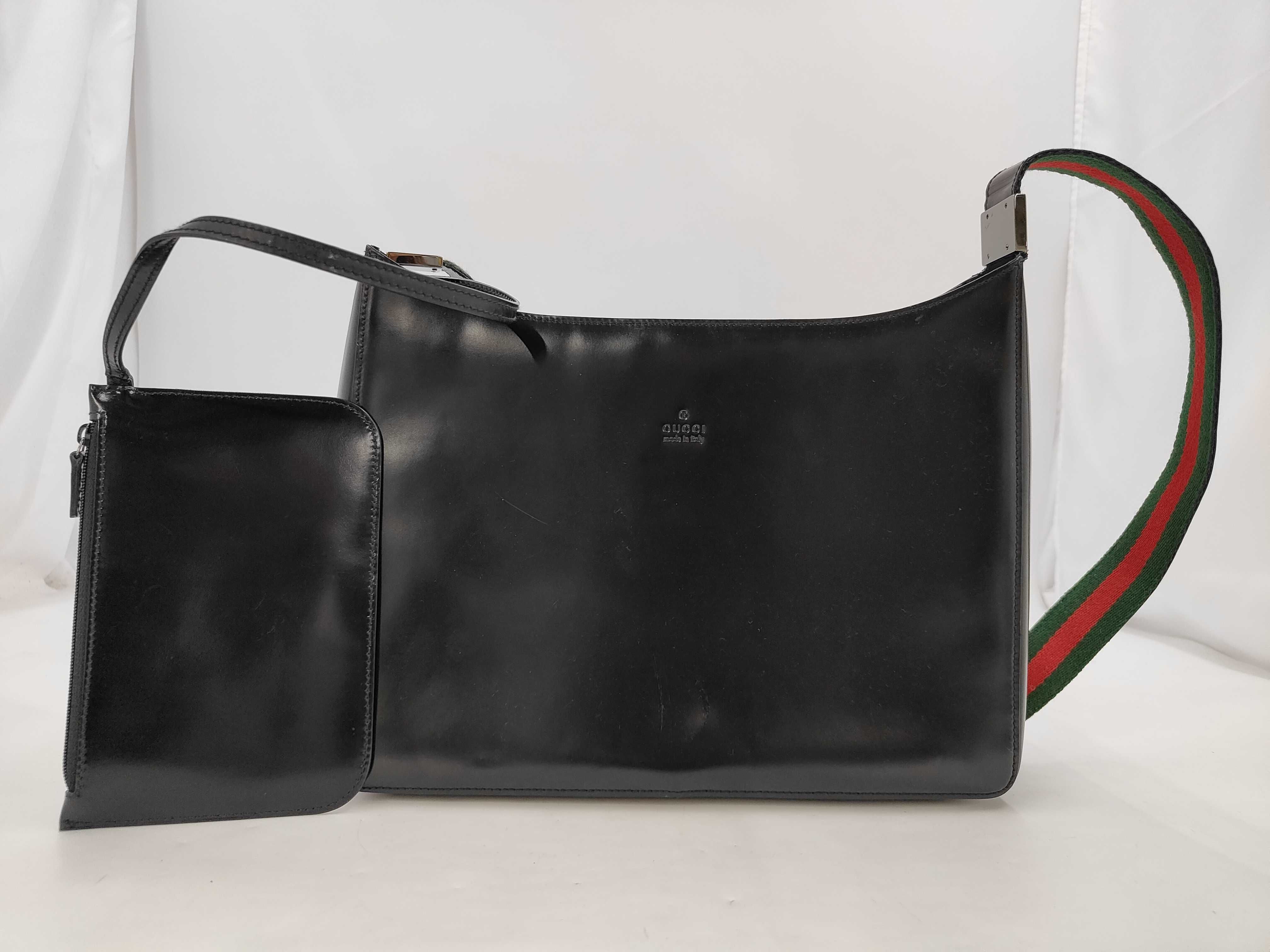 Sherry Line Rubber Shoulder Bag