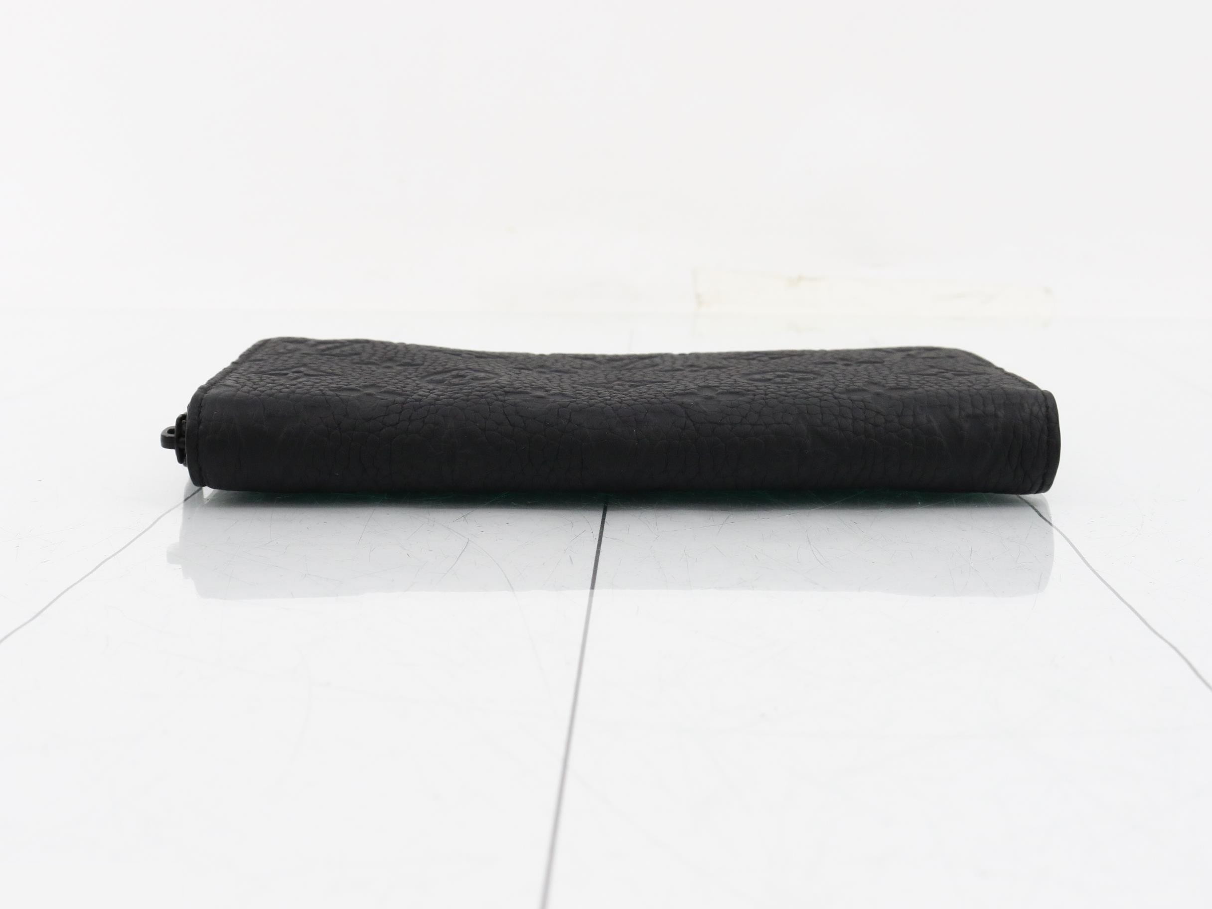Monogram Taurillon Zippy Wallet Horizontal Round Zipper Long Wallet — view 3