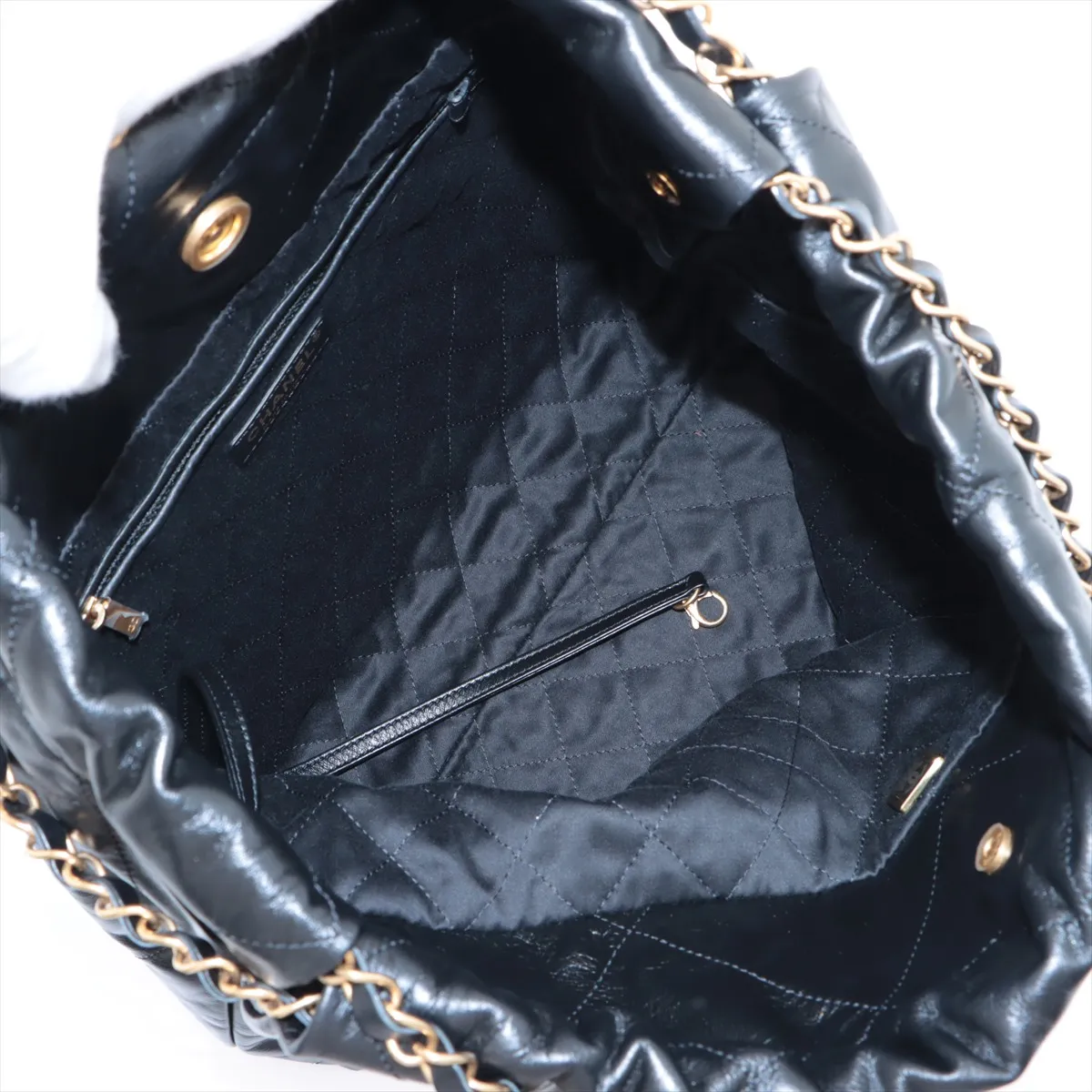 [Individually wrapped] Chanel 22 Shiny Calfskin Chain Shoulder Bag Black Gold Hardware UPLCG678 Random Plate AS3261 — view 7