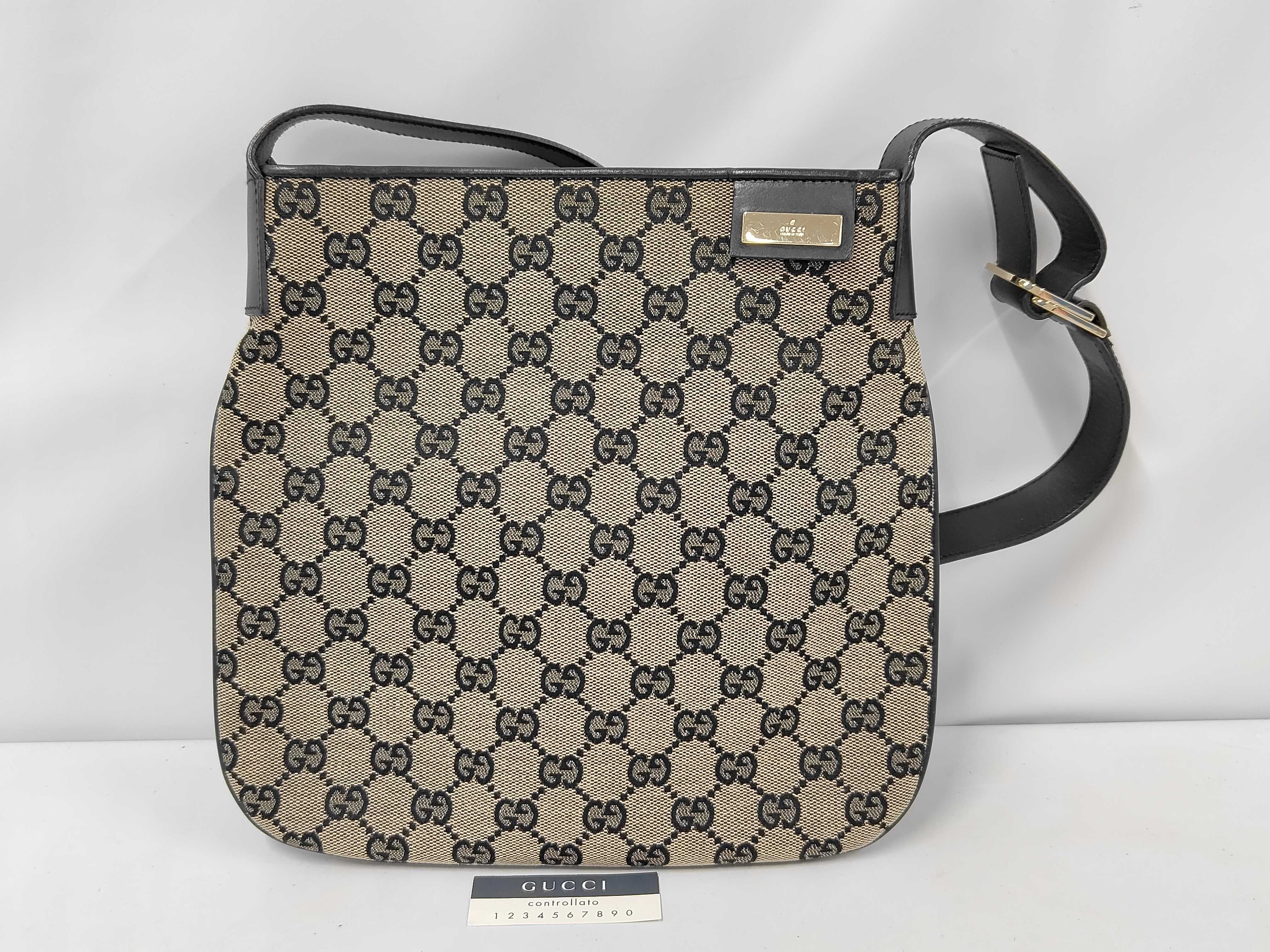 Shoulder bag
