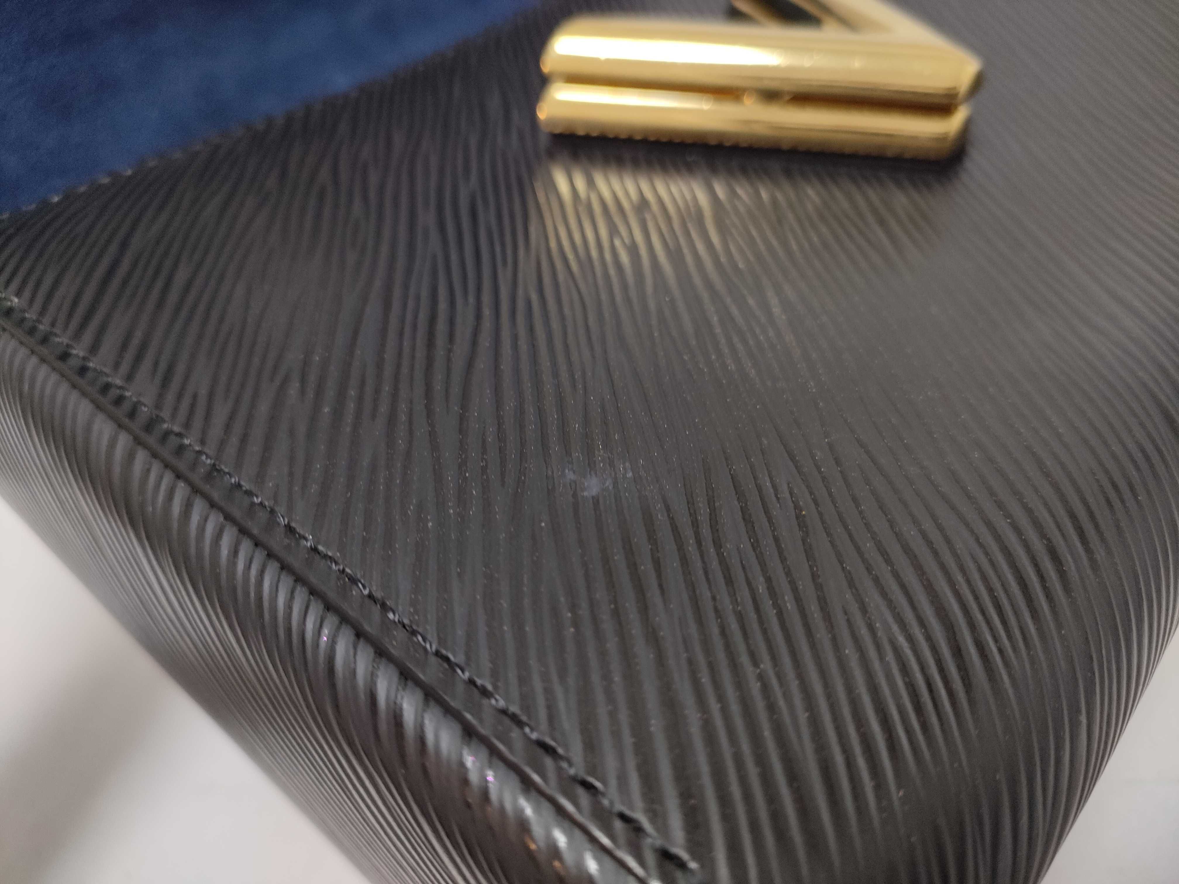 Twist Shoulder Bag — view 14