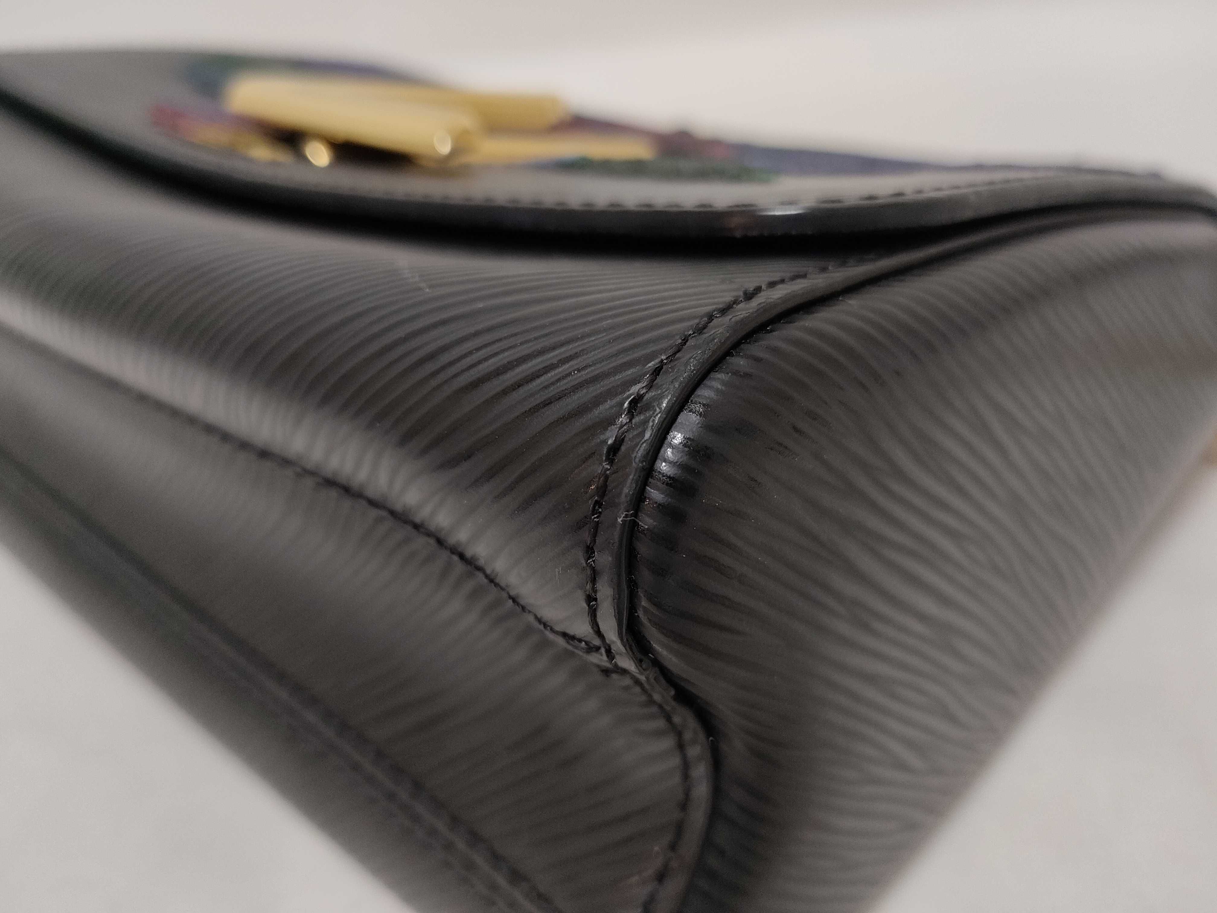 Twist Shoulder Bag — view 6