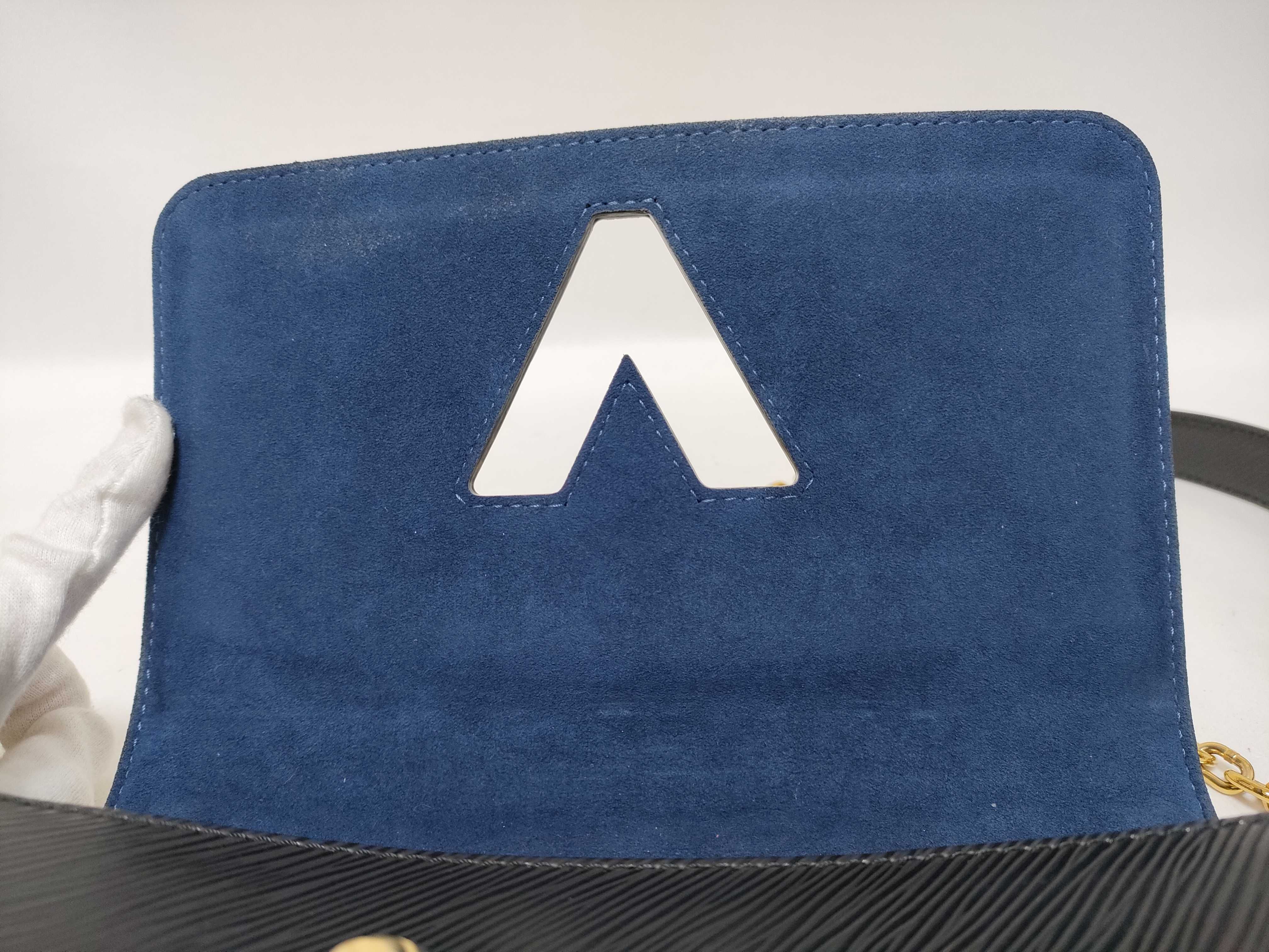 Twist Shoulder Bag — view 8