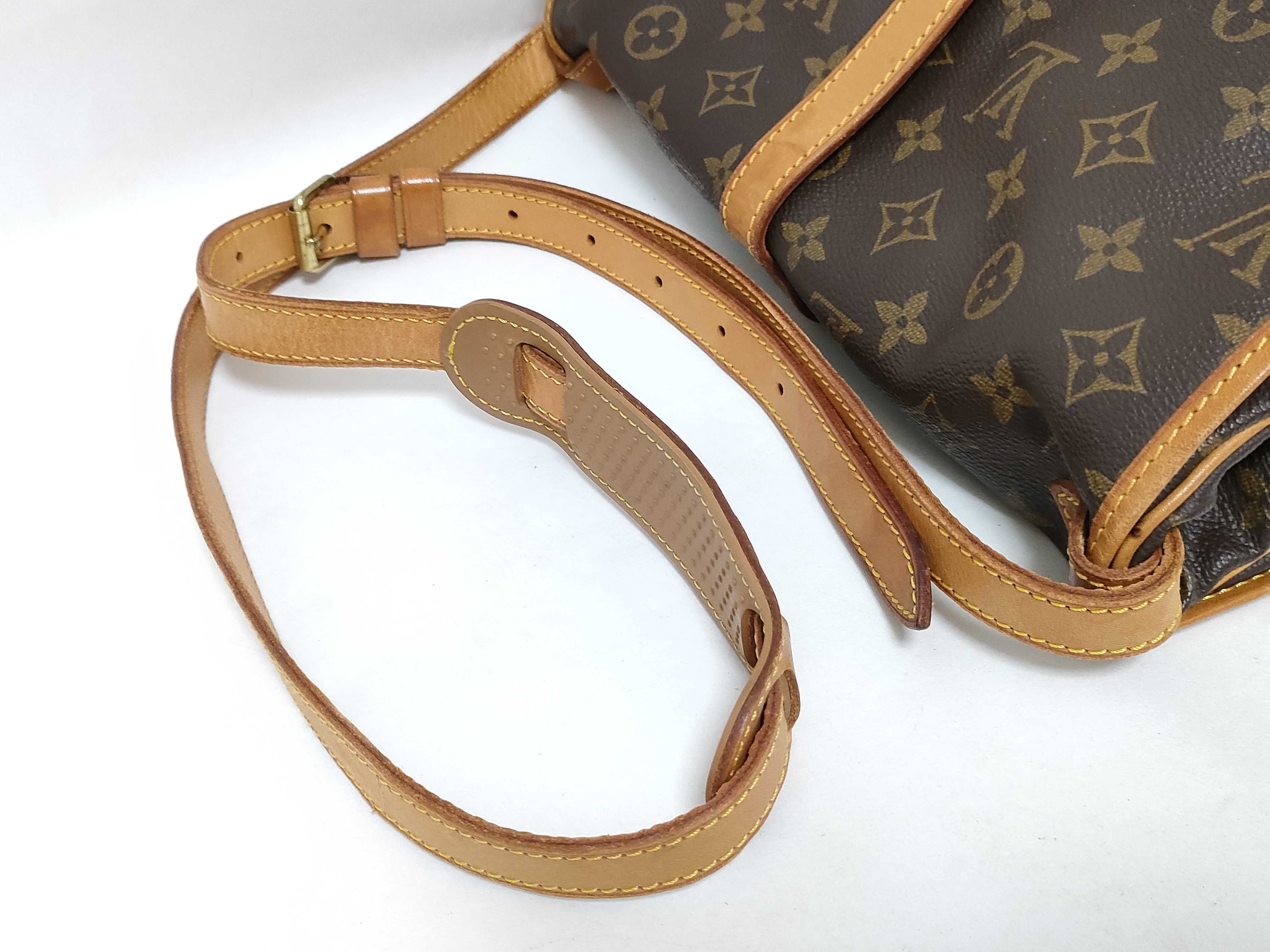 Monogram Saumur 30 M42256 AR0952 Brown Shoulder Bag — view 3