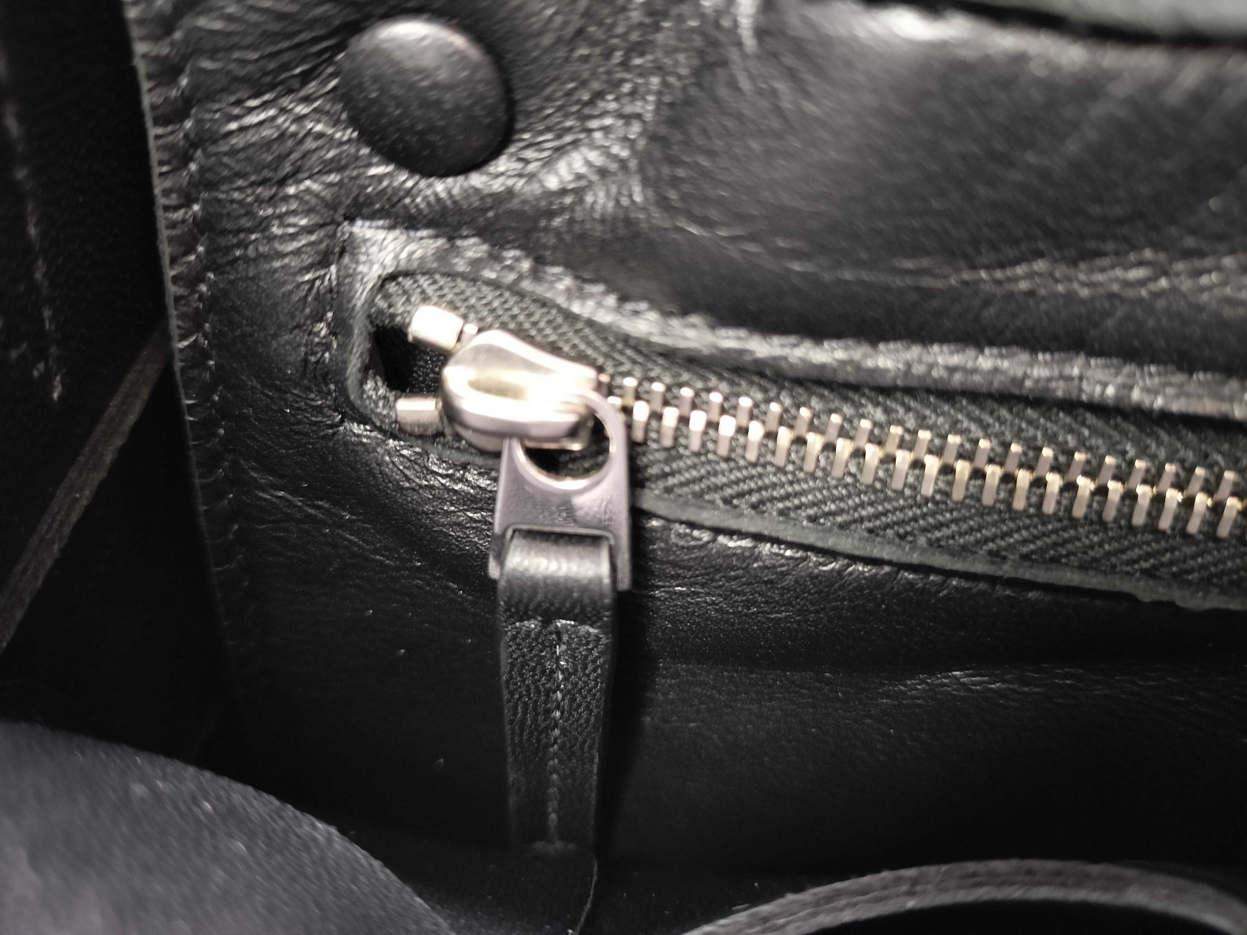 Maxi Cassette Leather Shoulder Bag, Black — view 10