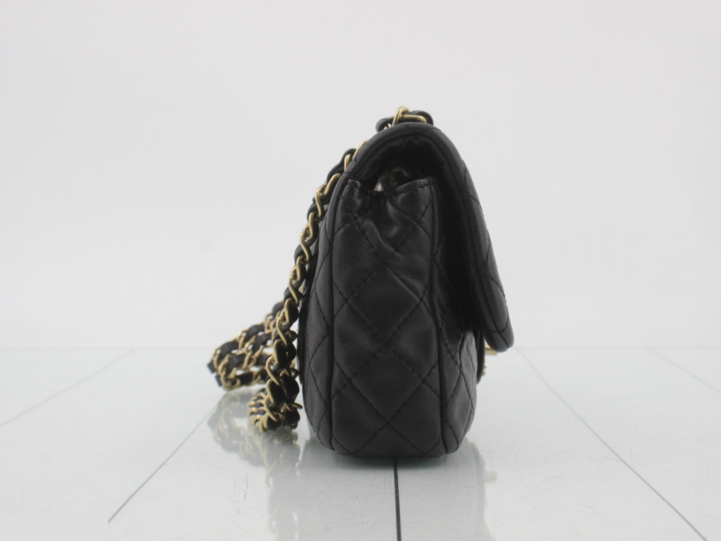 Matelassé lambskin handbag/shoulder bag, black — view 4