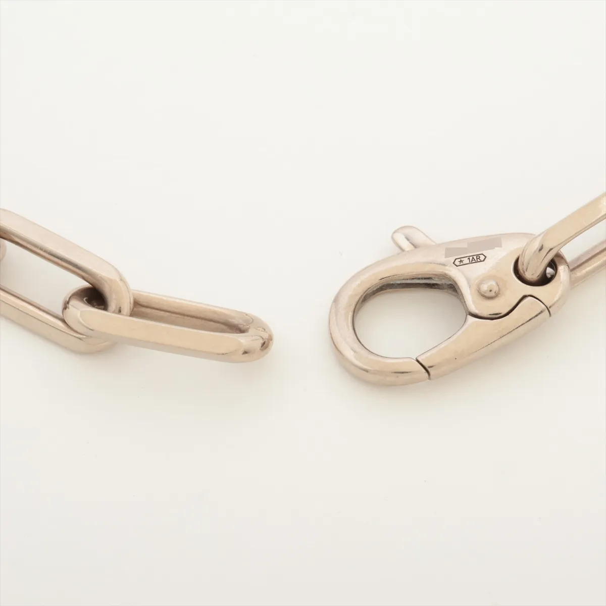 Santos de Cartier Bracelet 750 (WG) 19.9g 748CHX — view 3