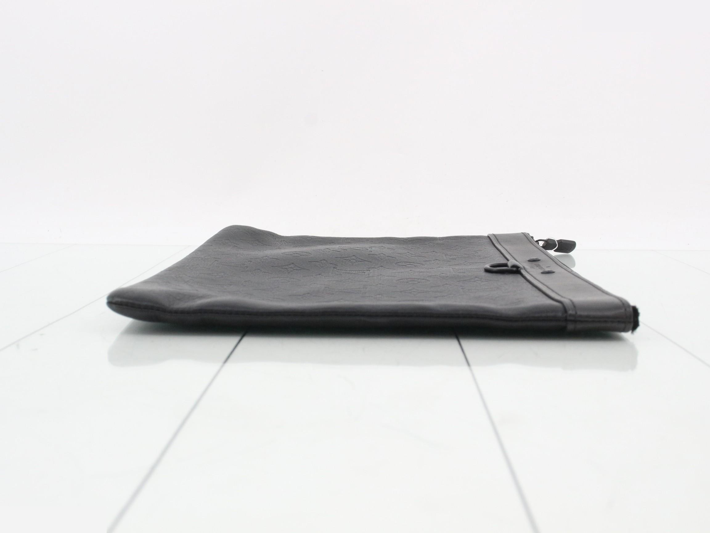 Pochette Discovery Monogram Shadow — view 3