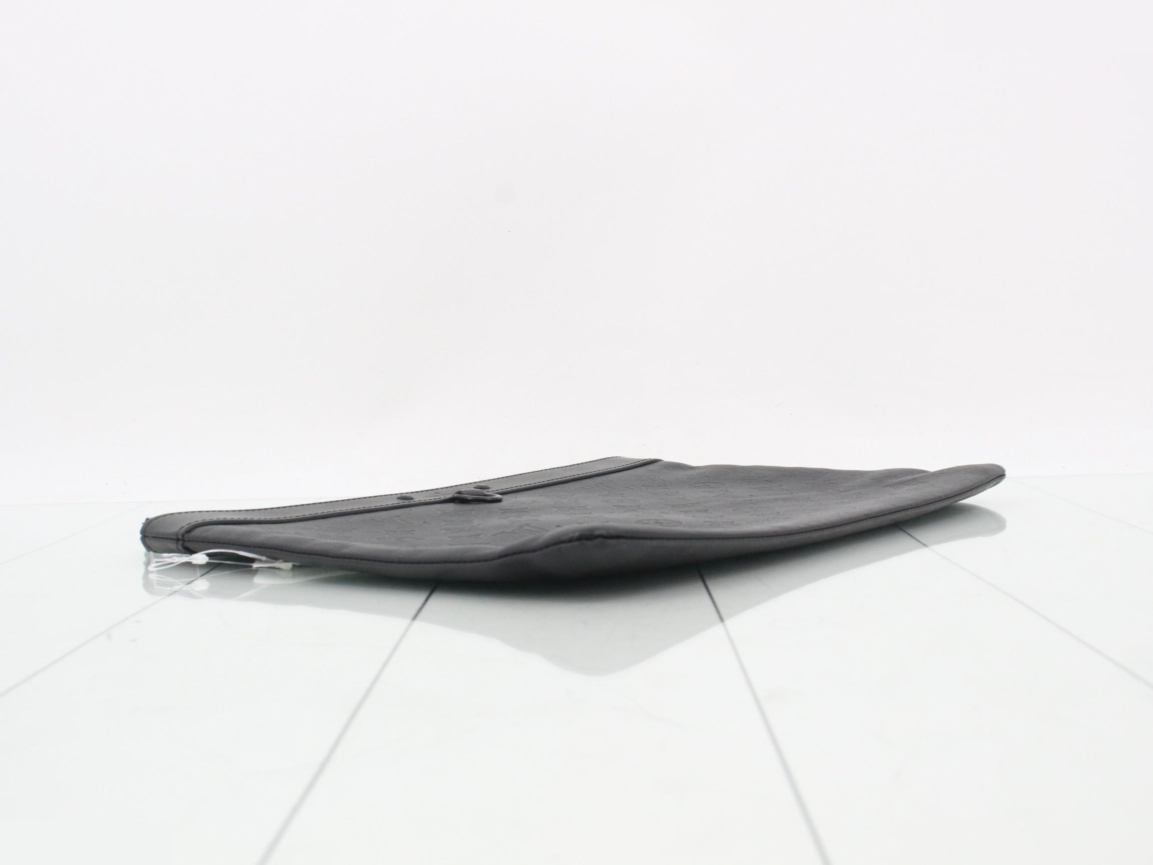 Pochette Discovery Monogram Shadow — view 5