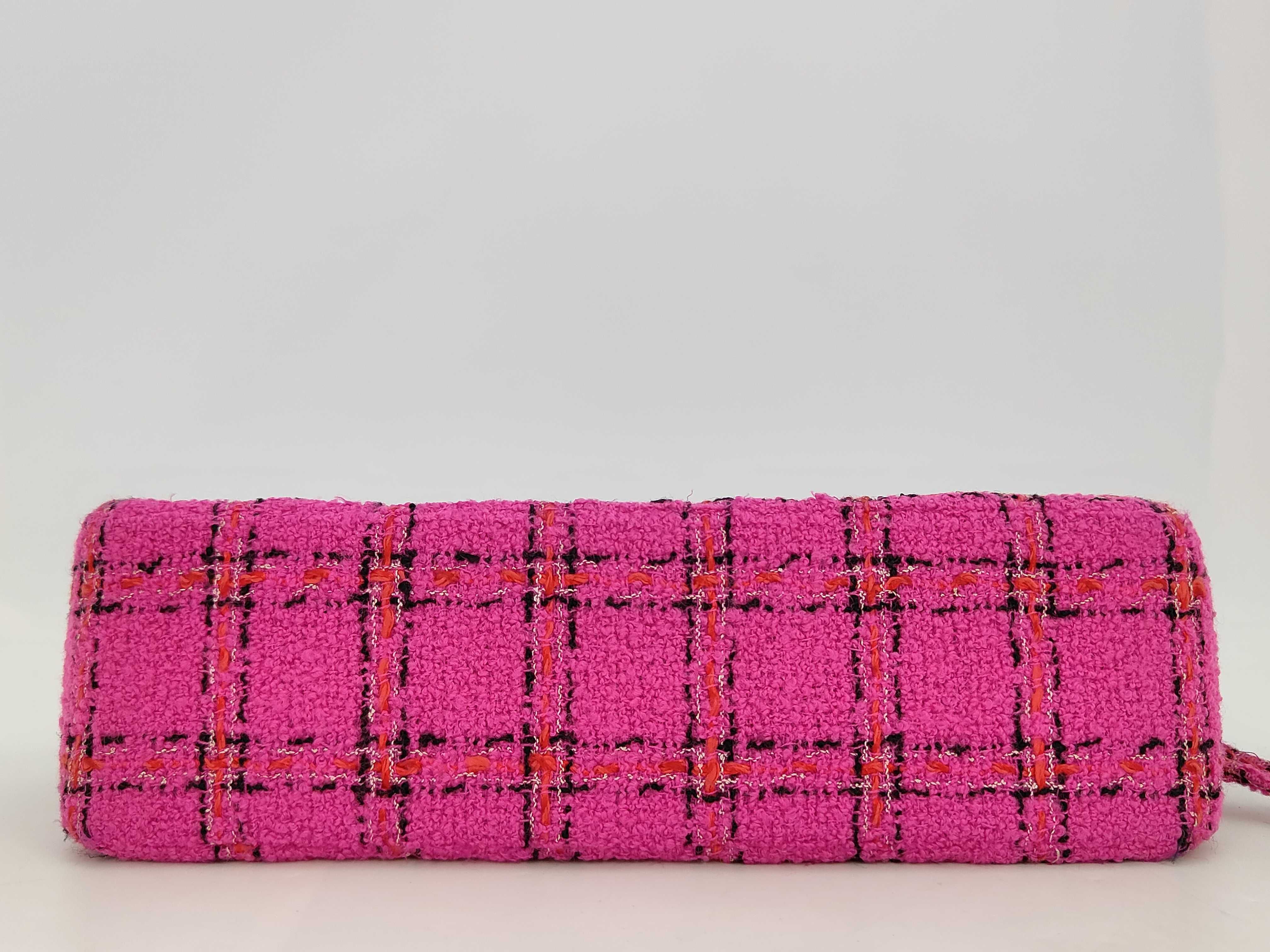 Tweed Vintage Chain Shoulder Bag — view 4