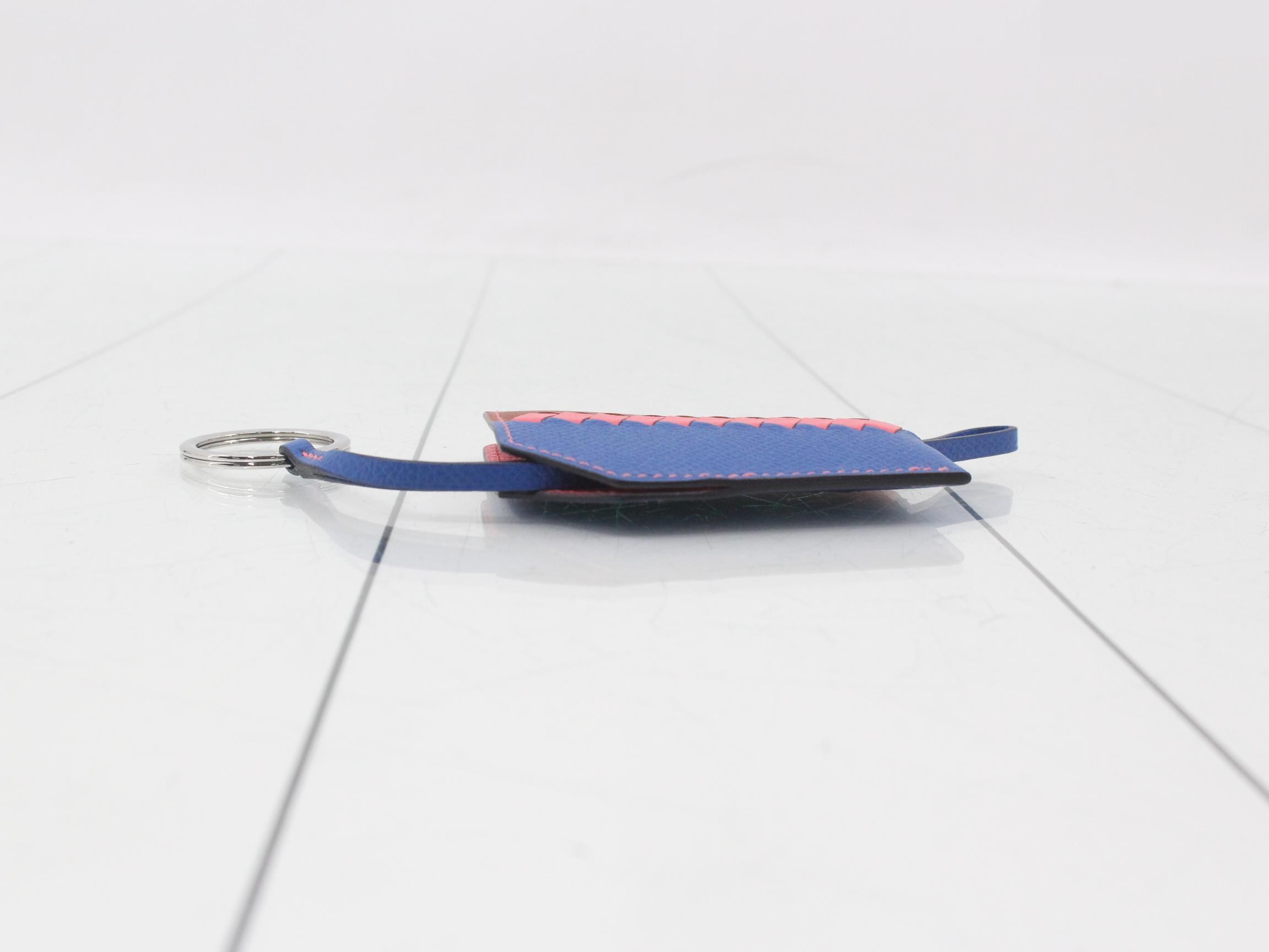 Unused, stored item: Cle Grand Tressage Clochette Keyring — view 3