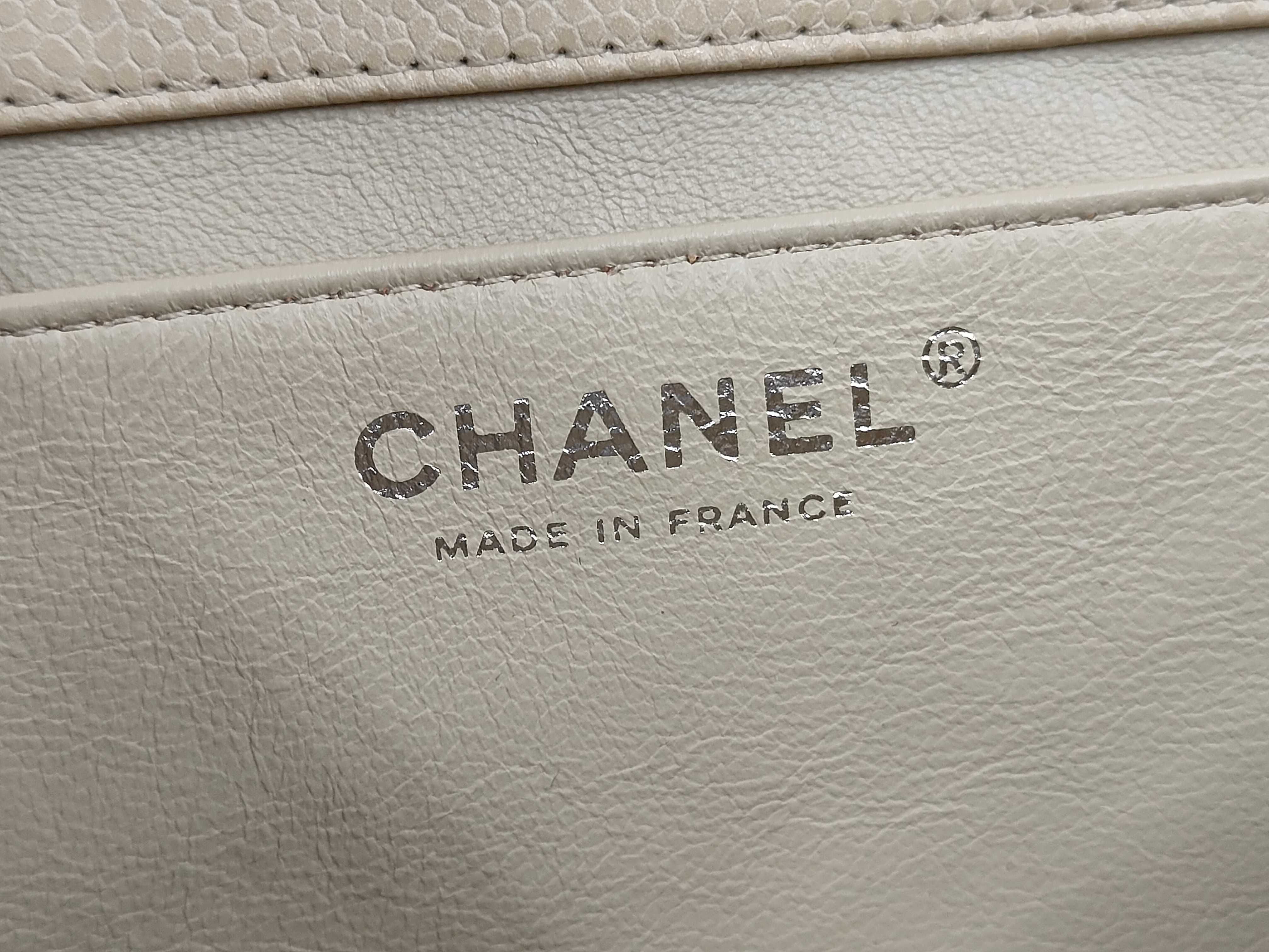Caviar Chain Shoulder Bag (Beige) — view 12