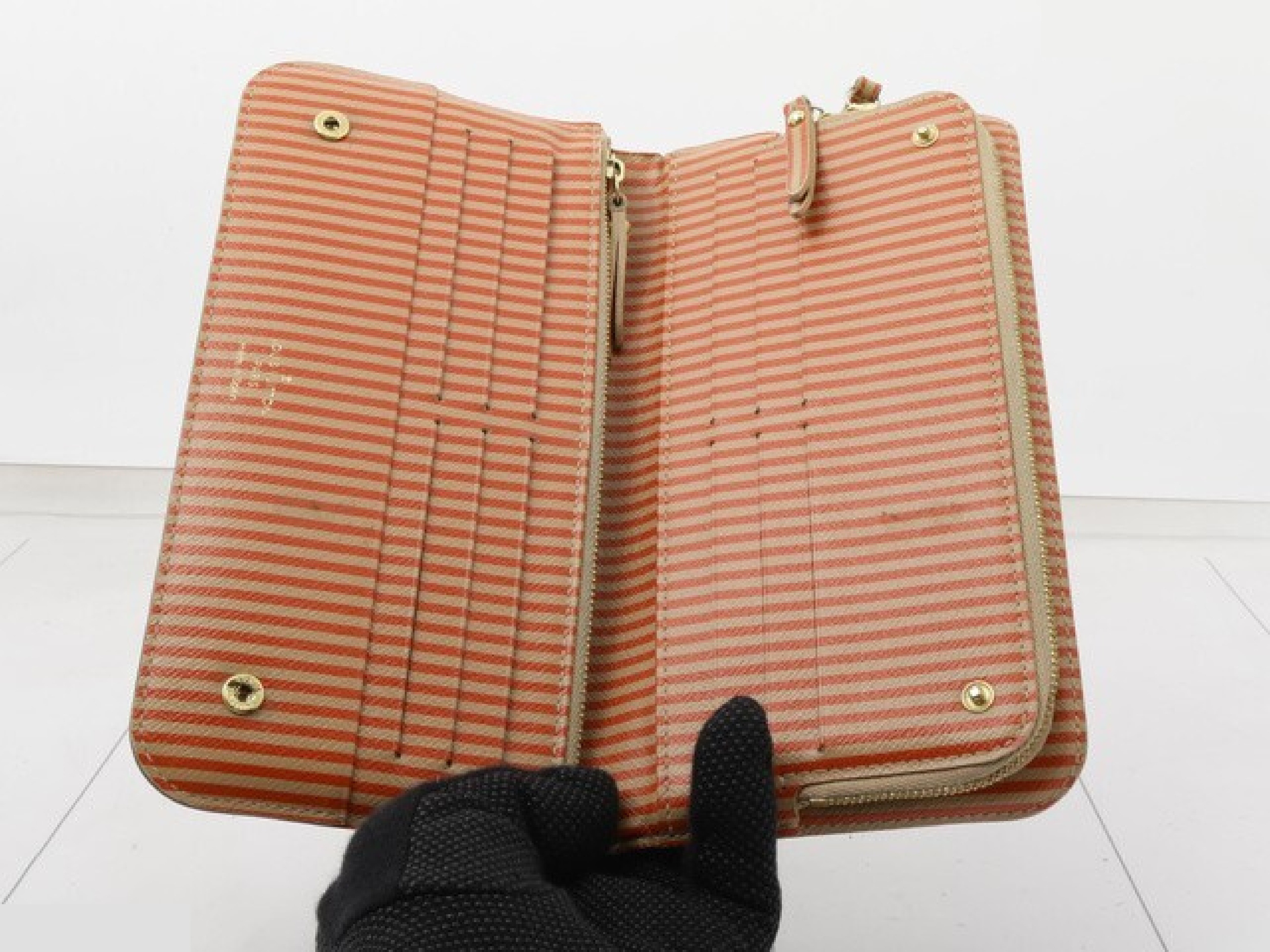 Zippy Wallet — view 4