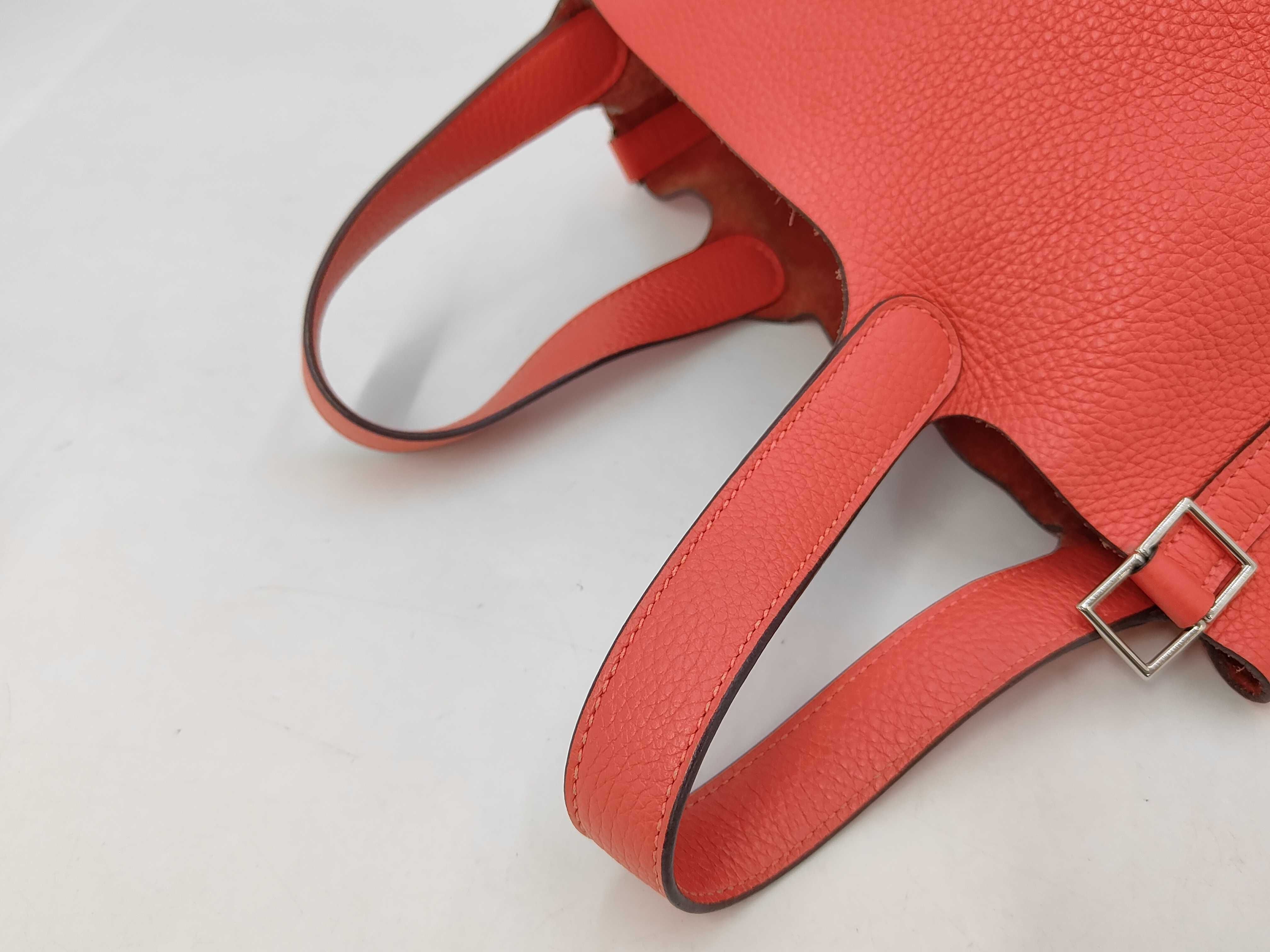 Picotin Lock PM Taurillon Clemence Leather/Bougainvillea Silver Hardware C Stamp Handbag — view 3