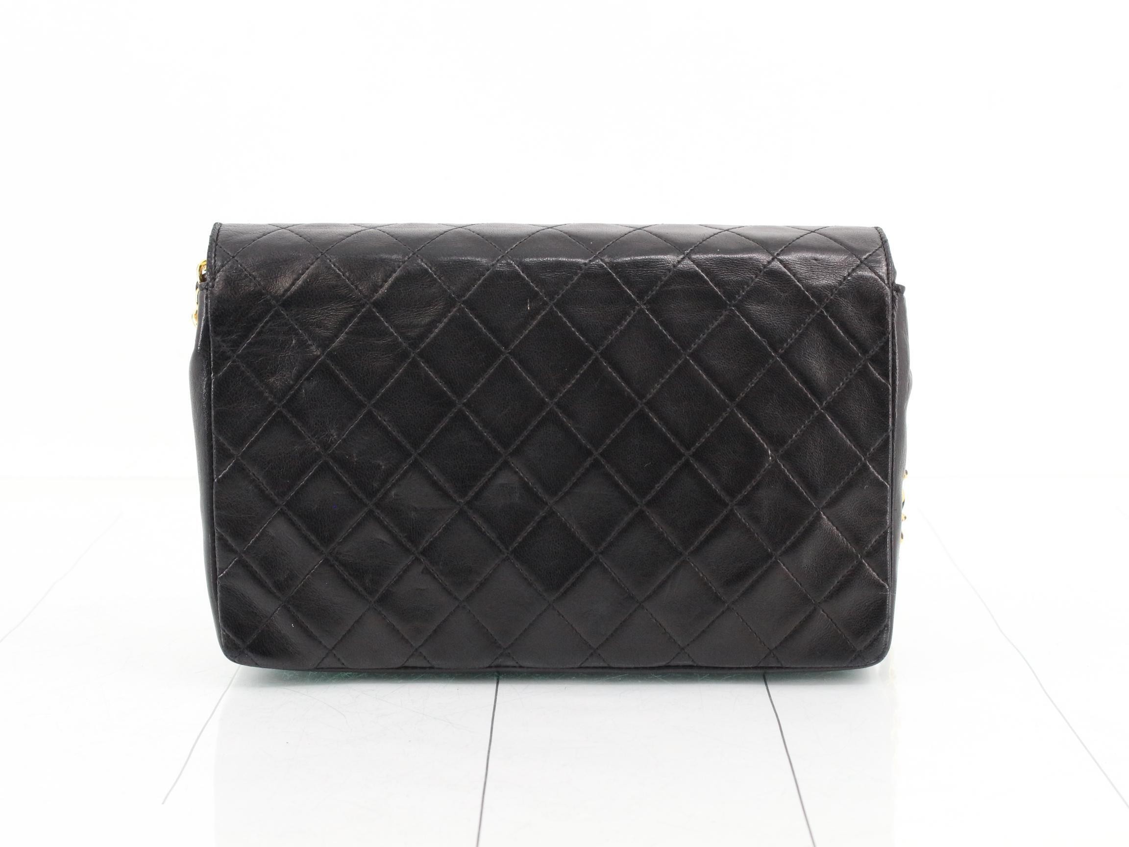 Matelassé 25 Chain Shoulder Bag, Black, Item No. 0 — view 2