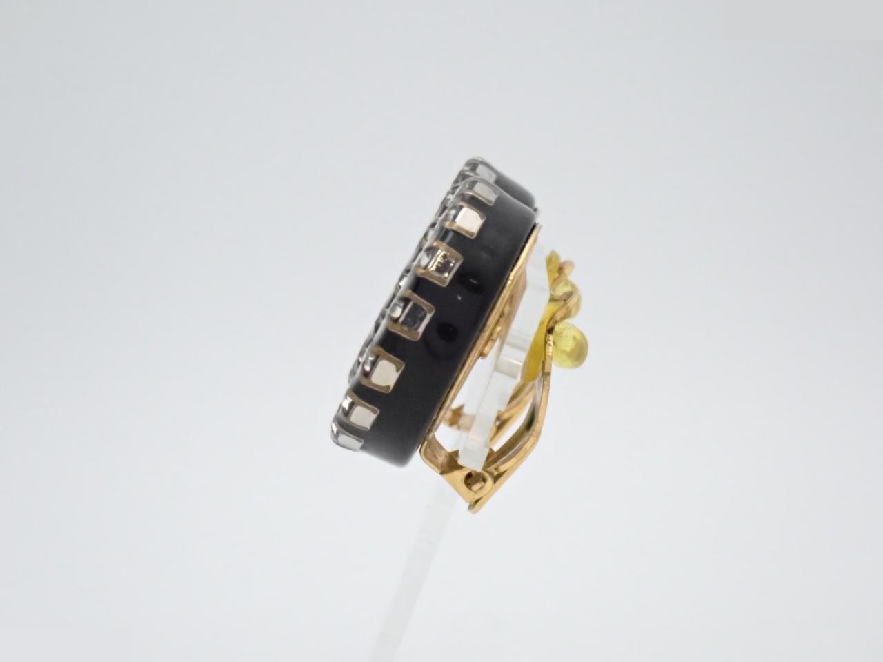 Vintage Classic (Precious Metal) Earrings — view 3