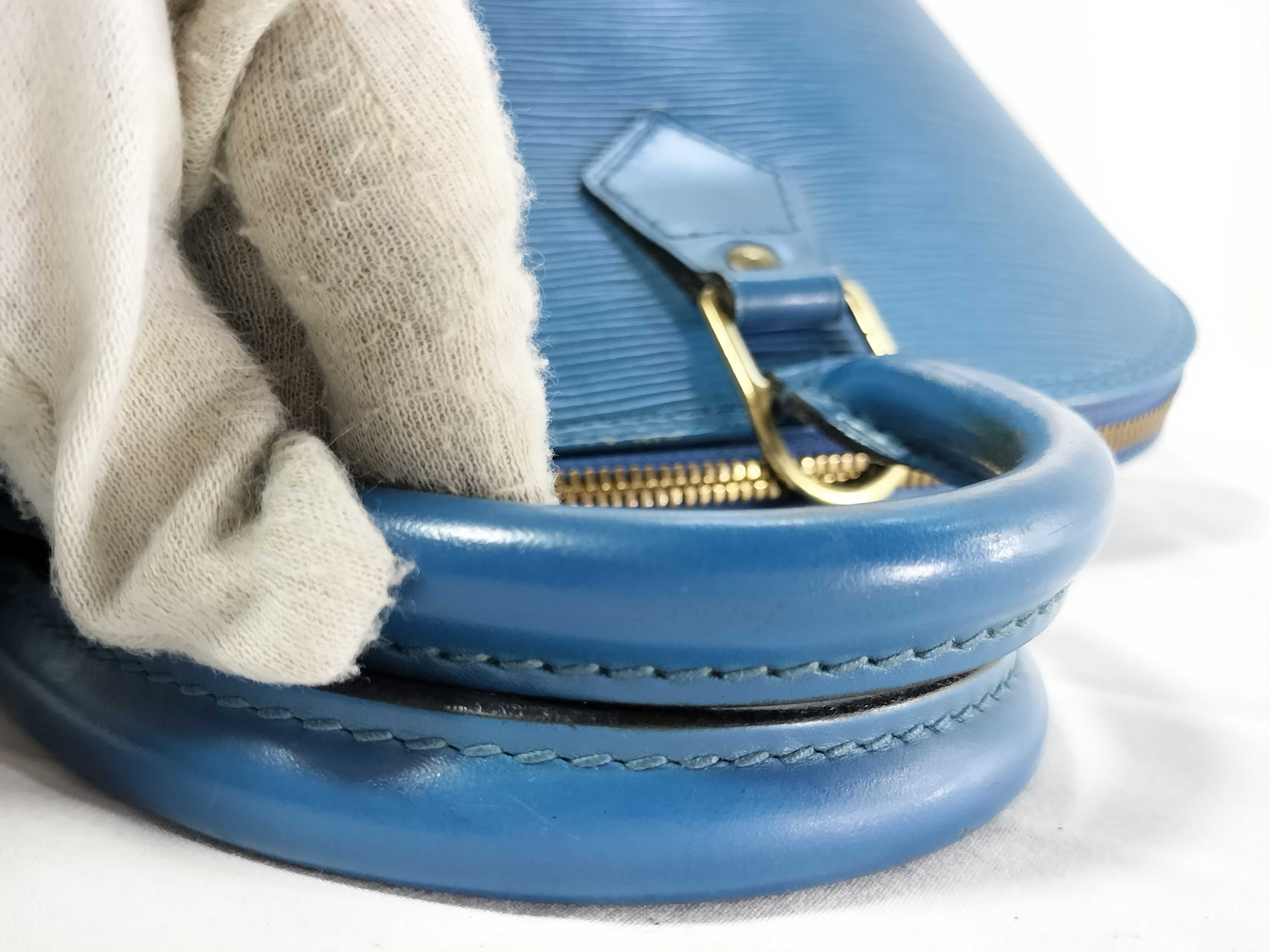 Epi Alma Blue Handbag — view 5