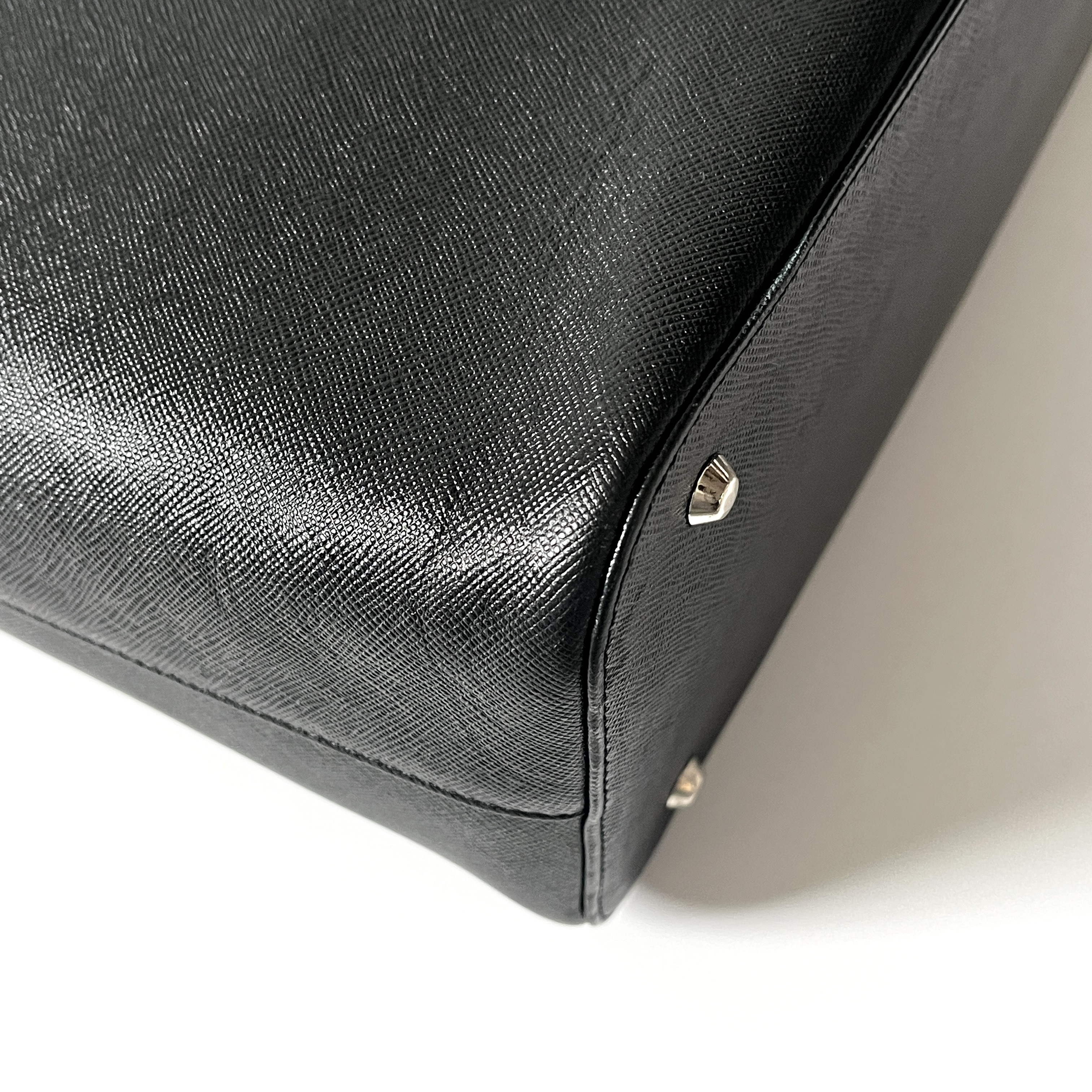 handbag, black handbag — view 7