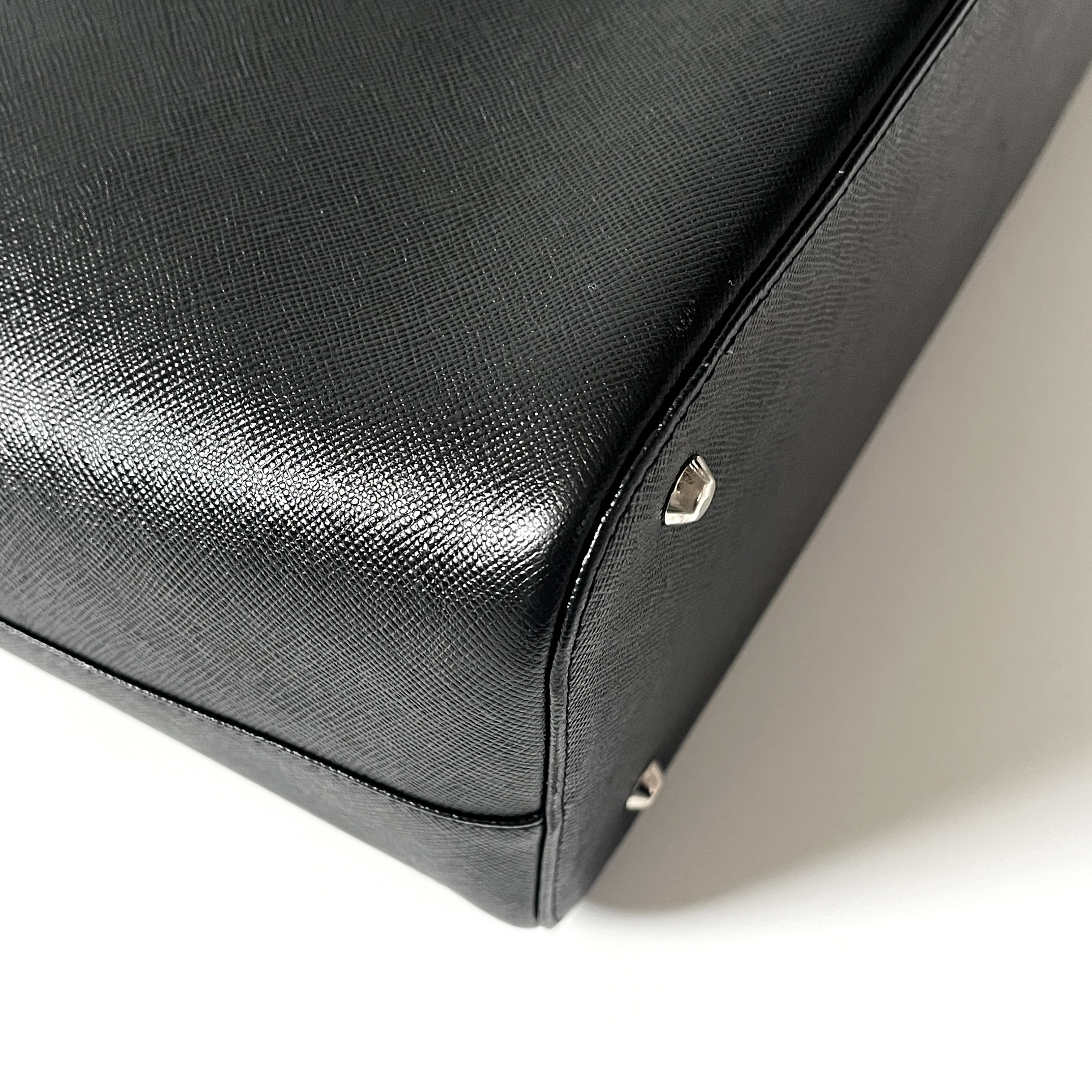 handbag, black handbag — view 9