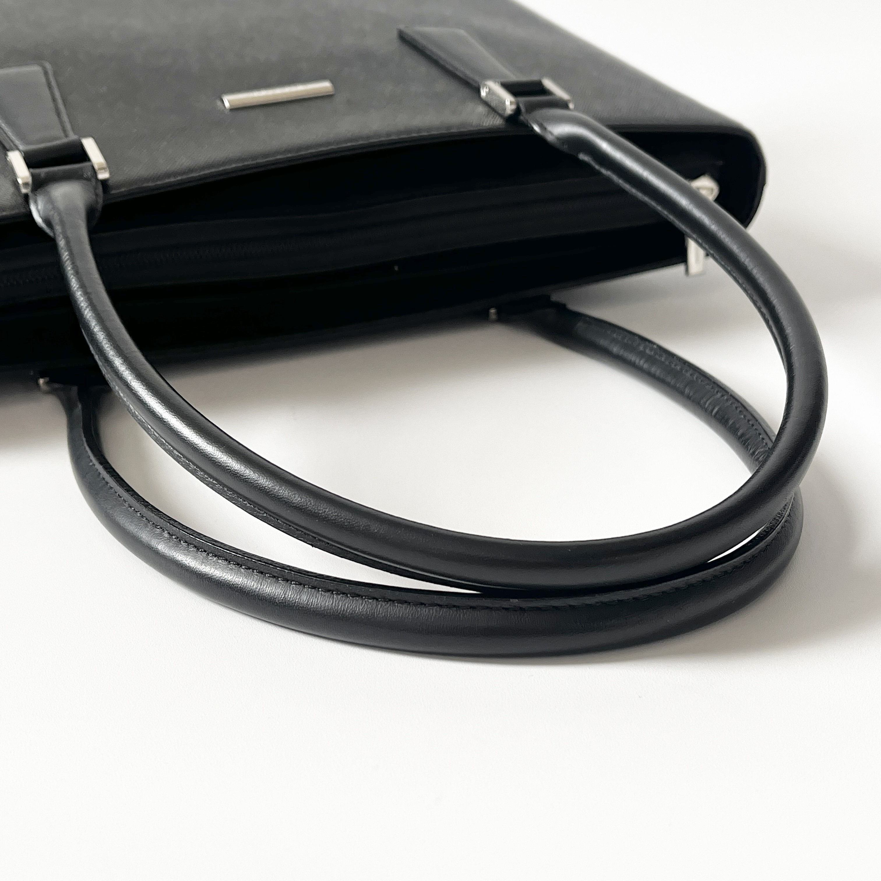 handbag, black handbag — view 10