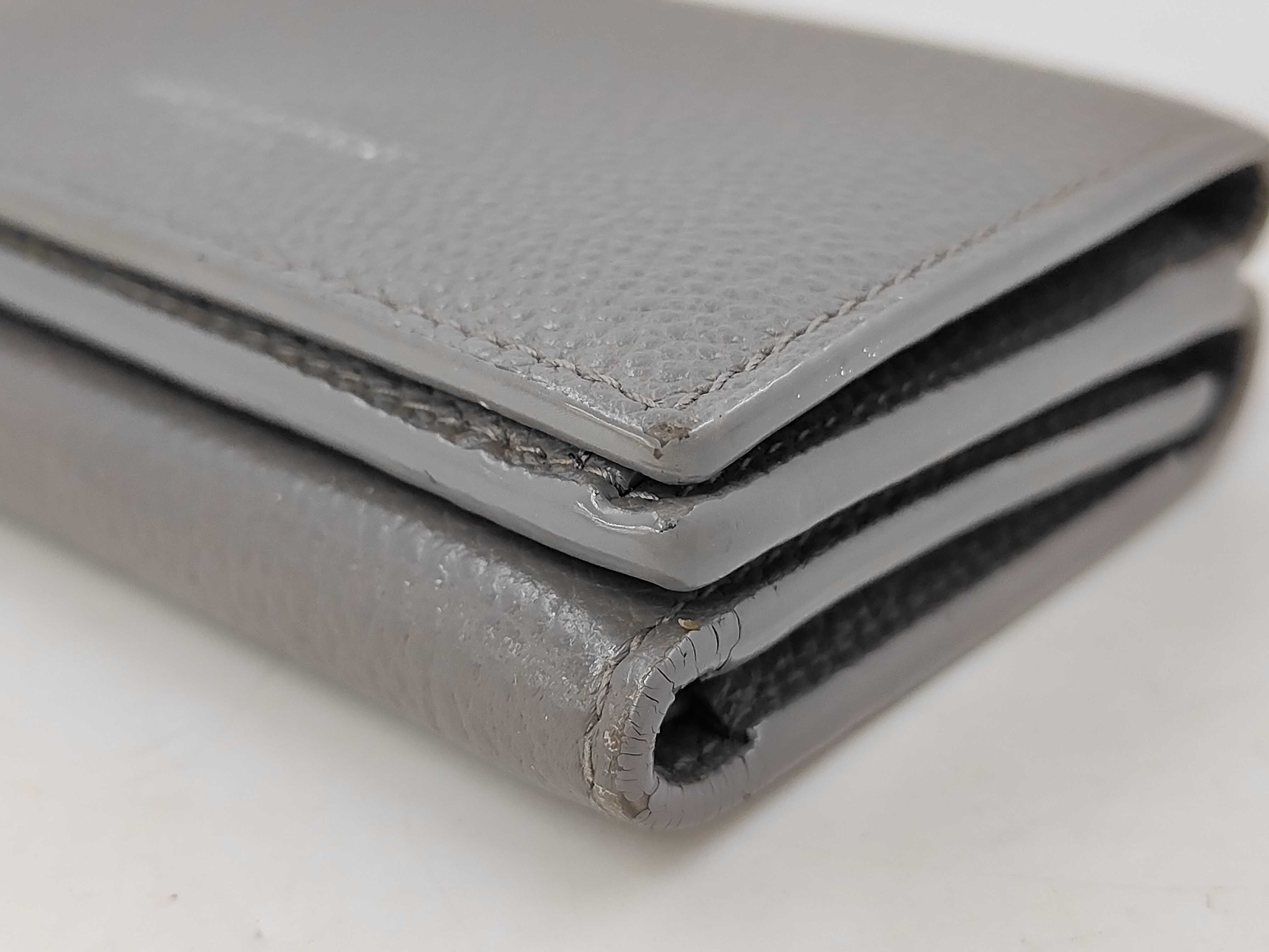 Tiny Wallet Tri-fold Leather Wallet Greige — view 3